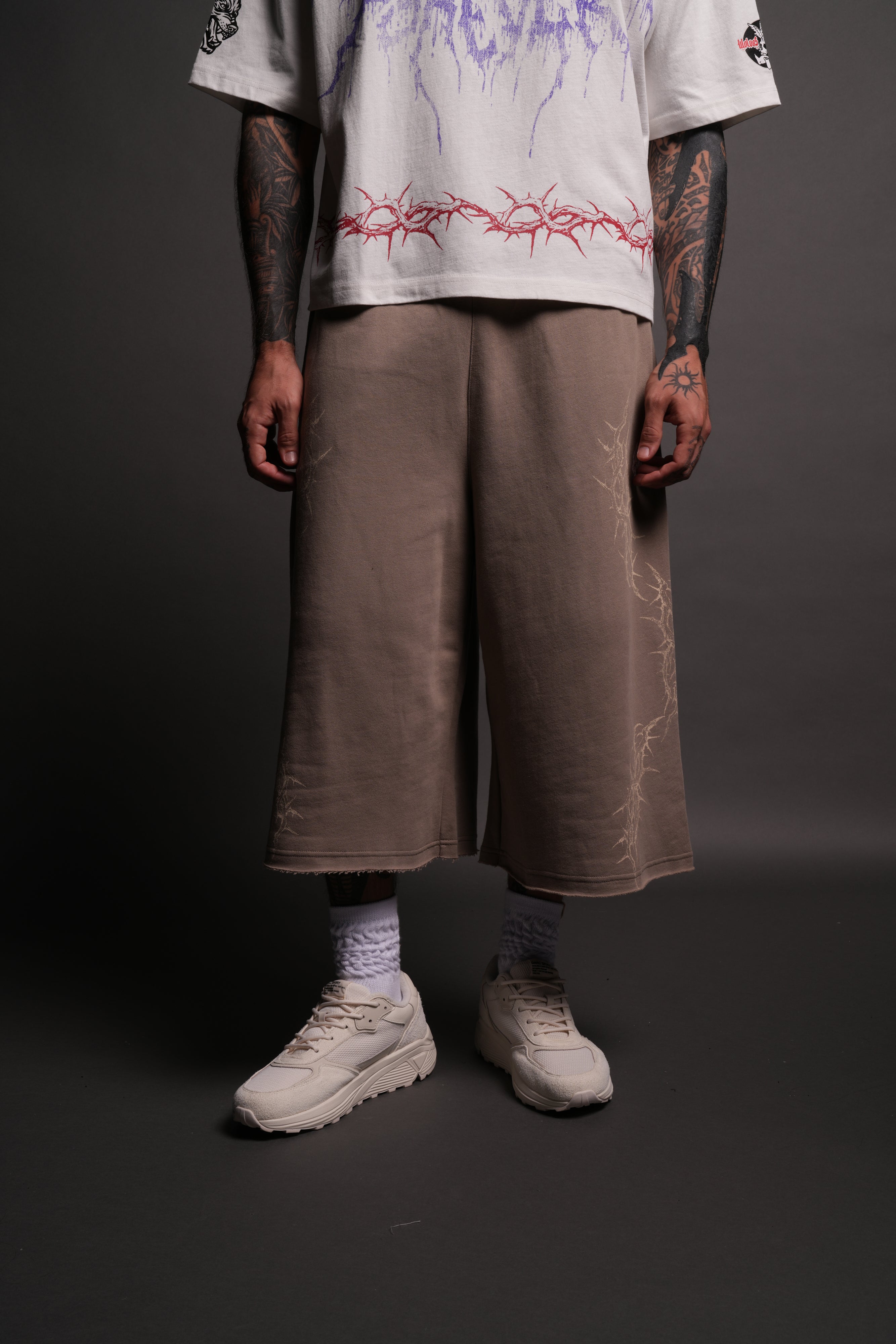 Thorns Oversized Omen Cropped Sweat Pants in Taupe