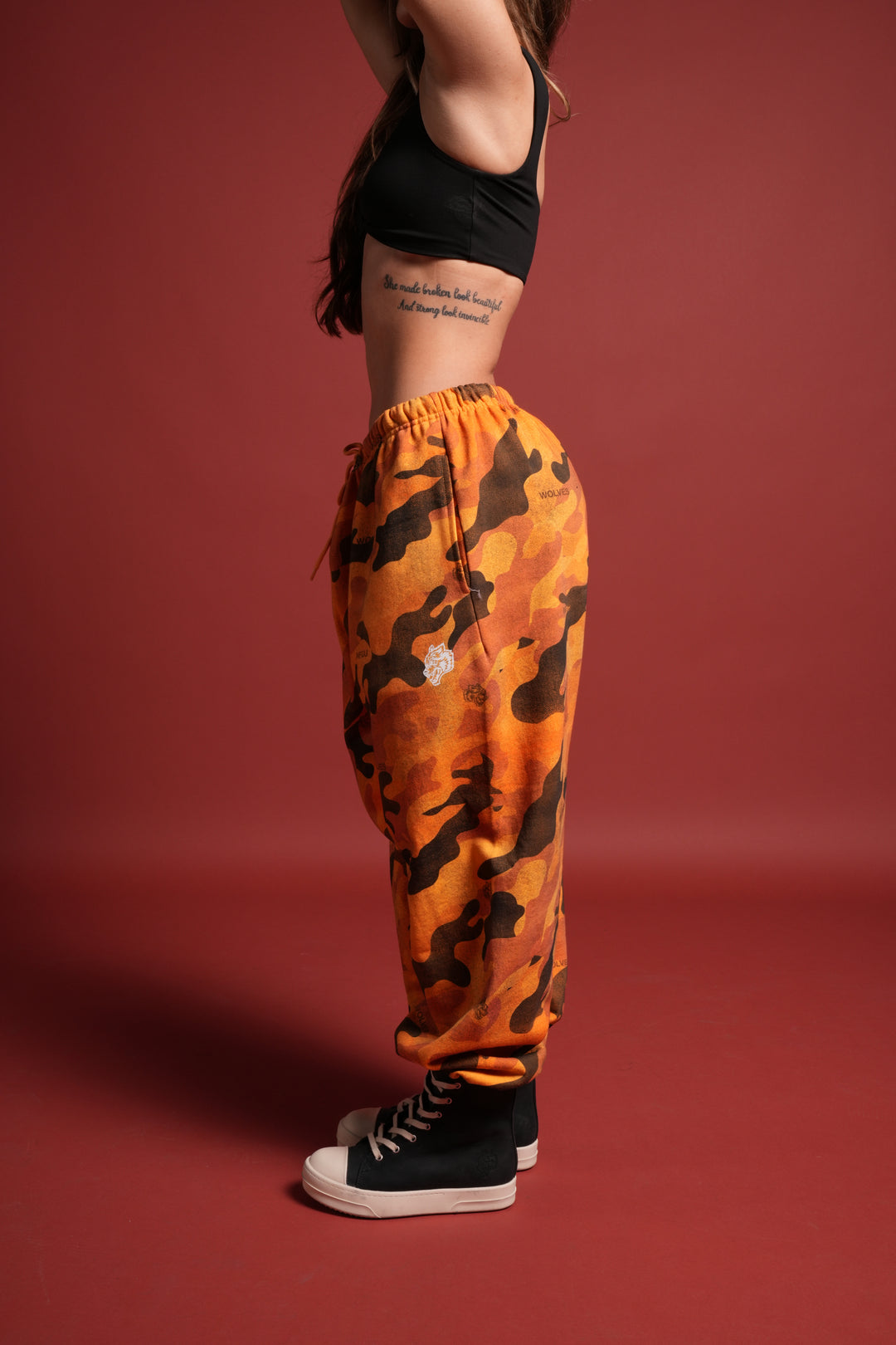 Dual Wolf Unisex Lounger Sweat Pants in DSVD Orange Camo