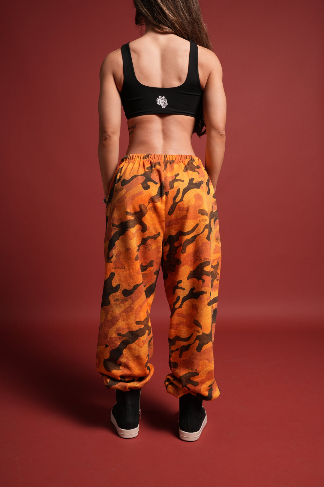 Dual Wolf Unisex Lounger Sweat Pants in DSVD Orange Camo