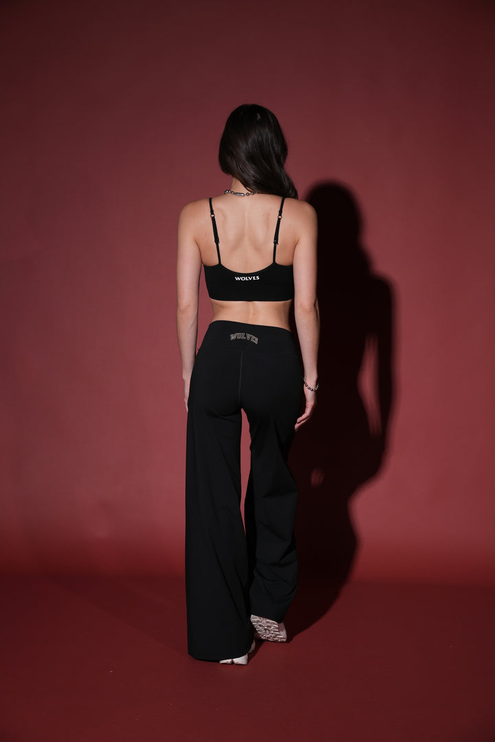 Victory "Everson Seamless" Sports Bra in Black