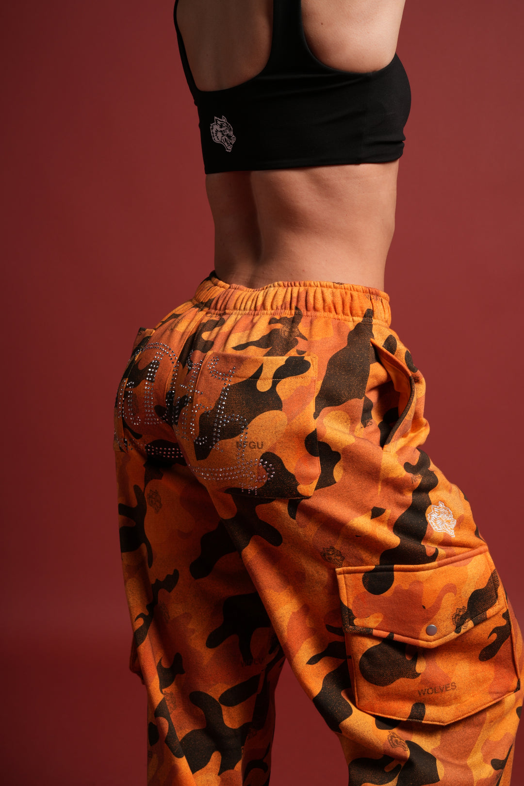 Dual Wolf Unisex Lounger Sweat Pants in DSVD Orange Camo