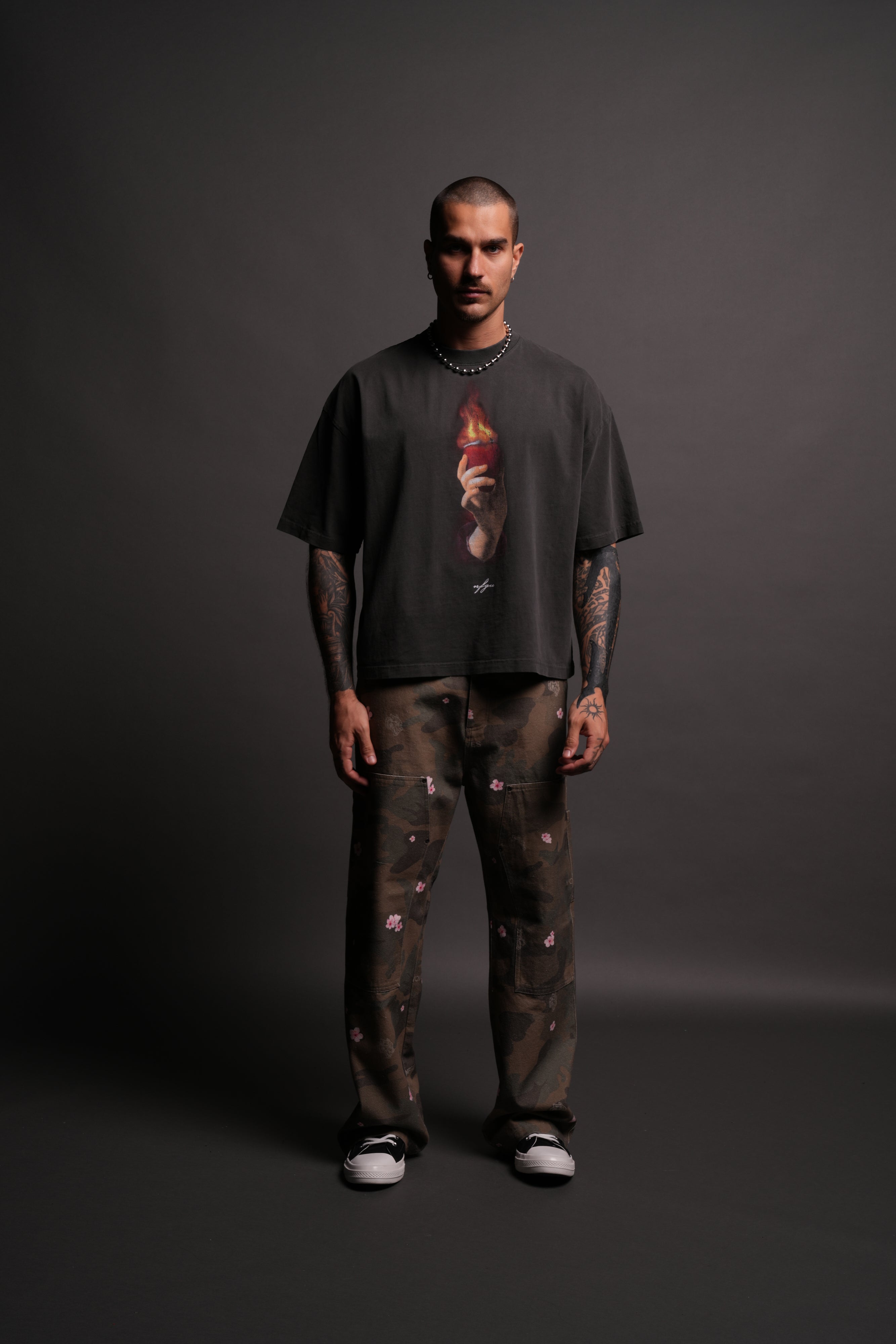 Corazon Sagrado Grunge "Box Cut" Tee in Wolf Gray