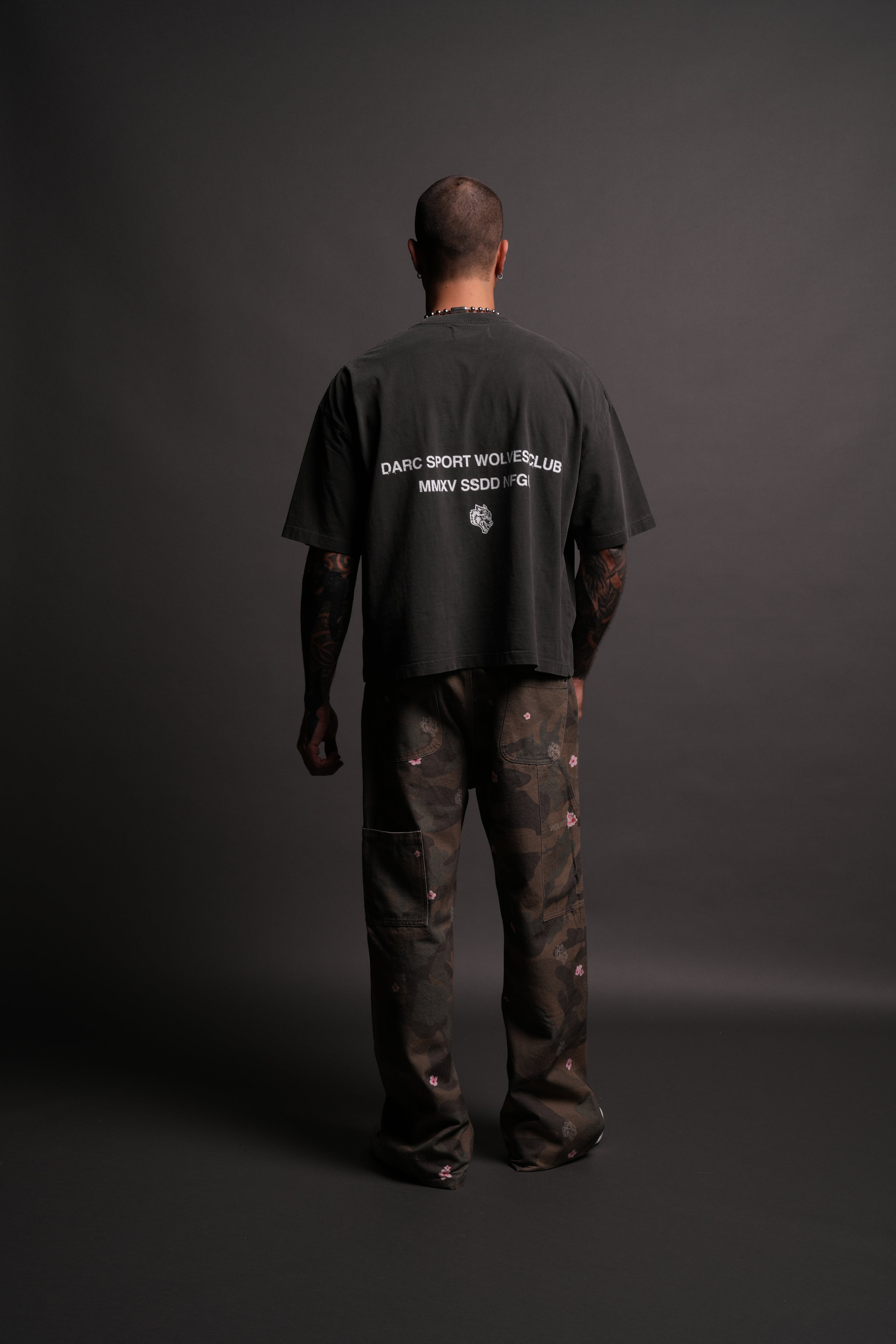 Corazon Sagrado Grunge "Box Cut" Tee in Wolf Gray