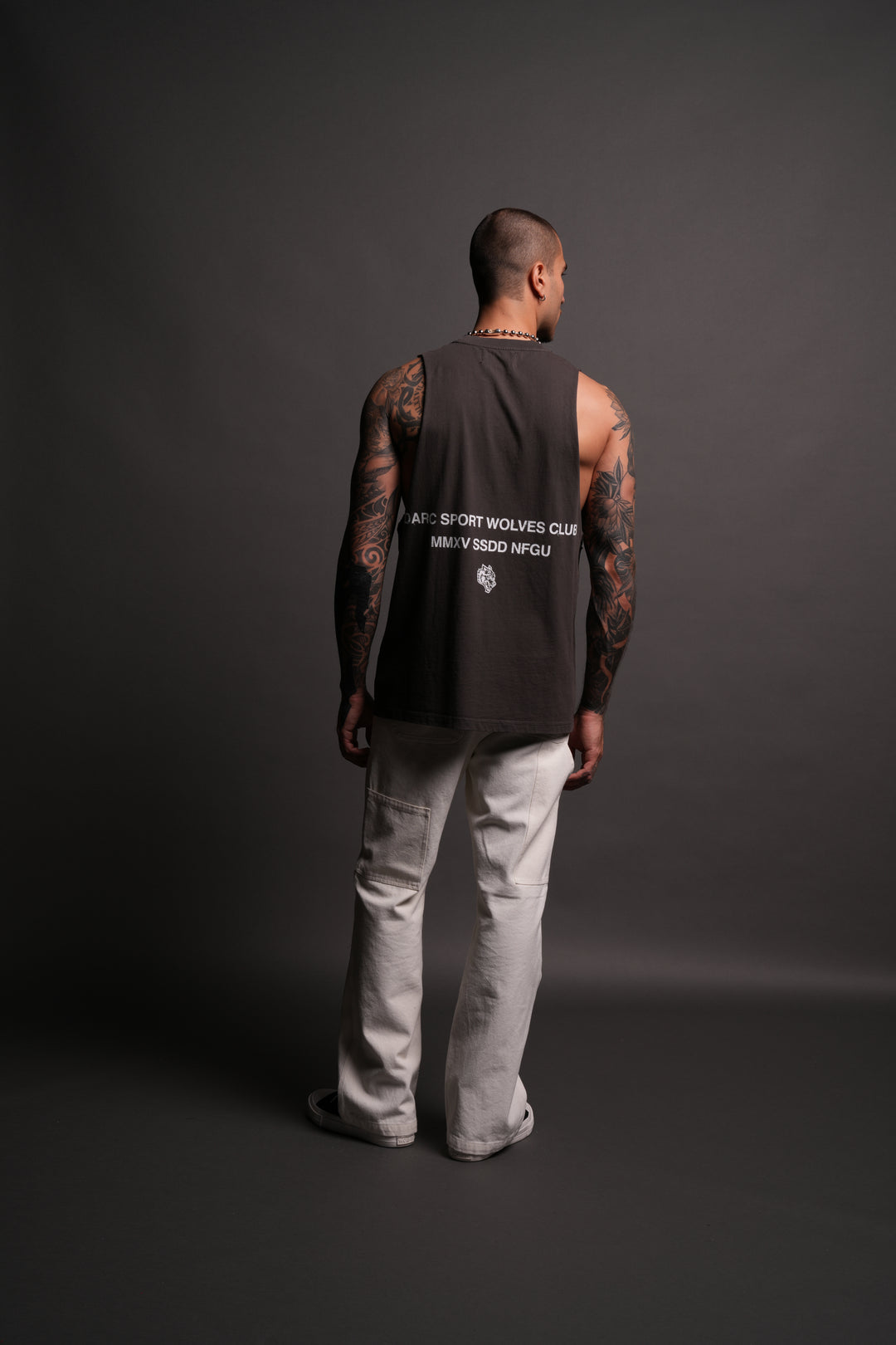 Corazon Sagrado Grunge "Tommy" Muscle Tee in Wolf Gray