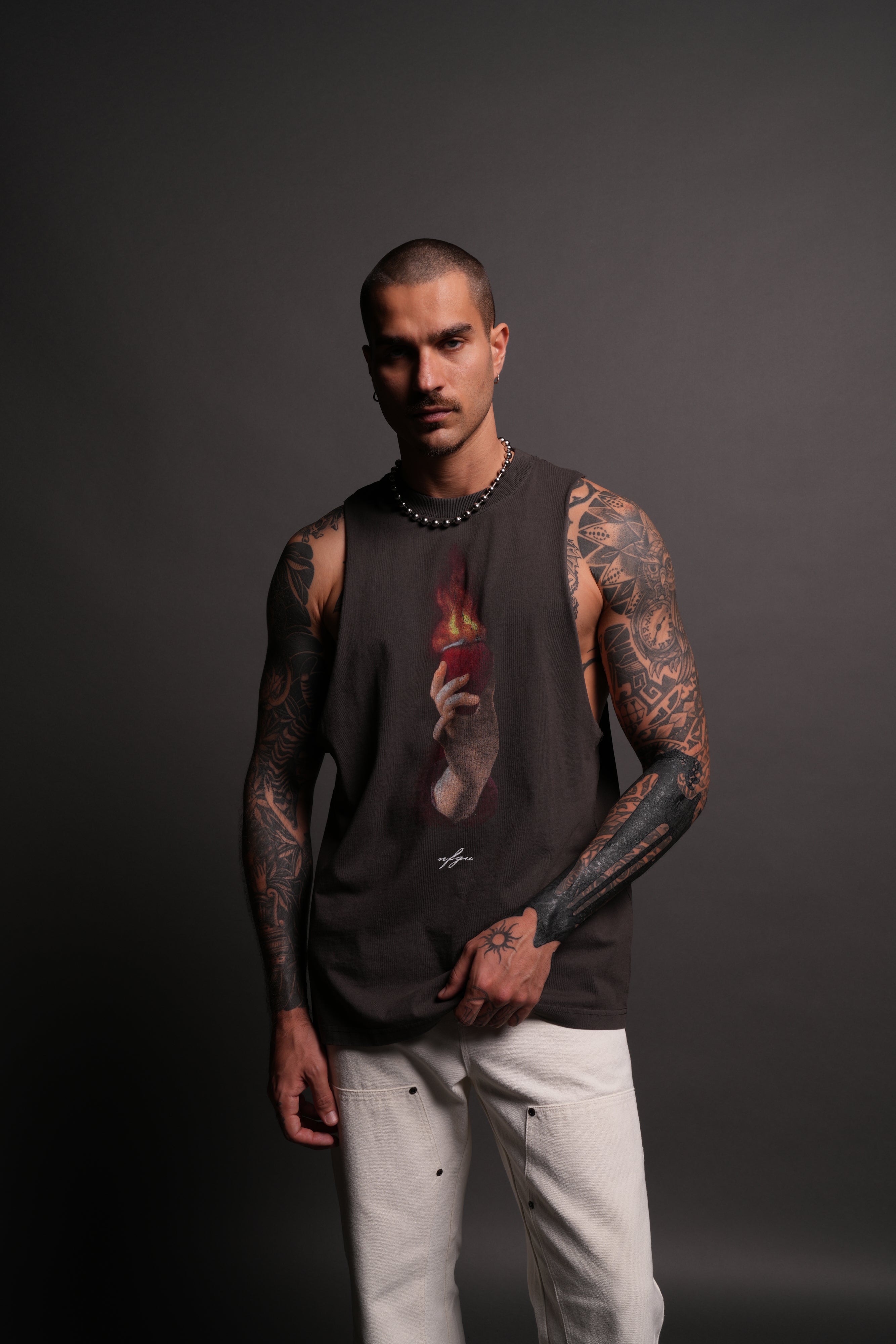 Corazon Sagrado Grunge "Tommy" Muscle Tee in Wolf Gray