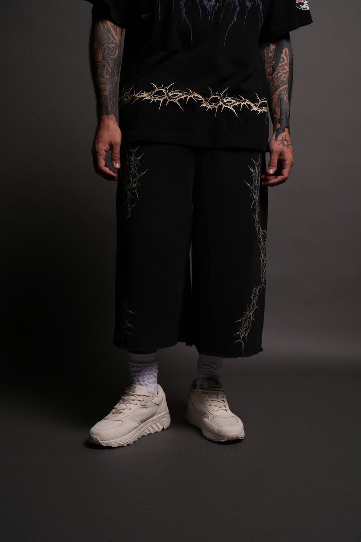 Thorns Oversized Omen Cropped Sweat Pants in Black