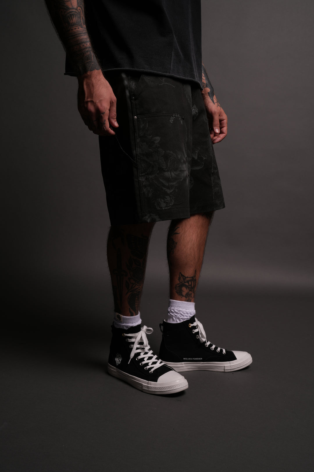 Wolf Chopper Oversized Clark Utility Shorts in Luna