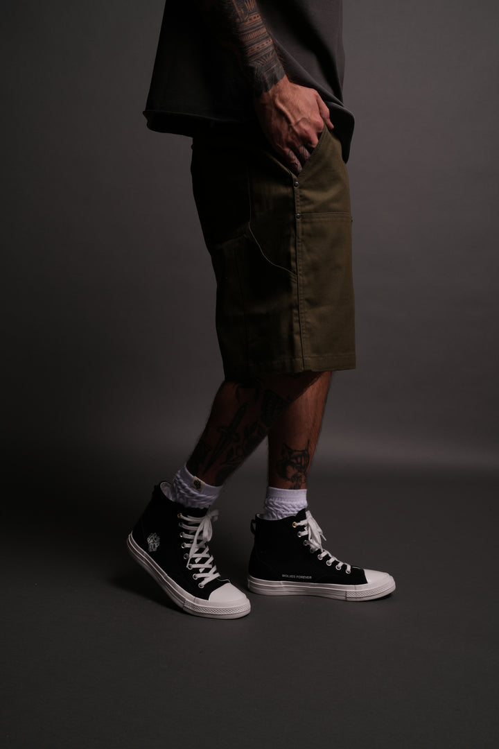 Wolf Chopper Oversized Clark Utility Shorts in Olive