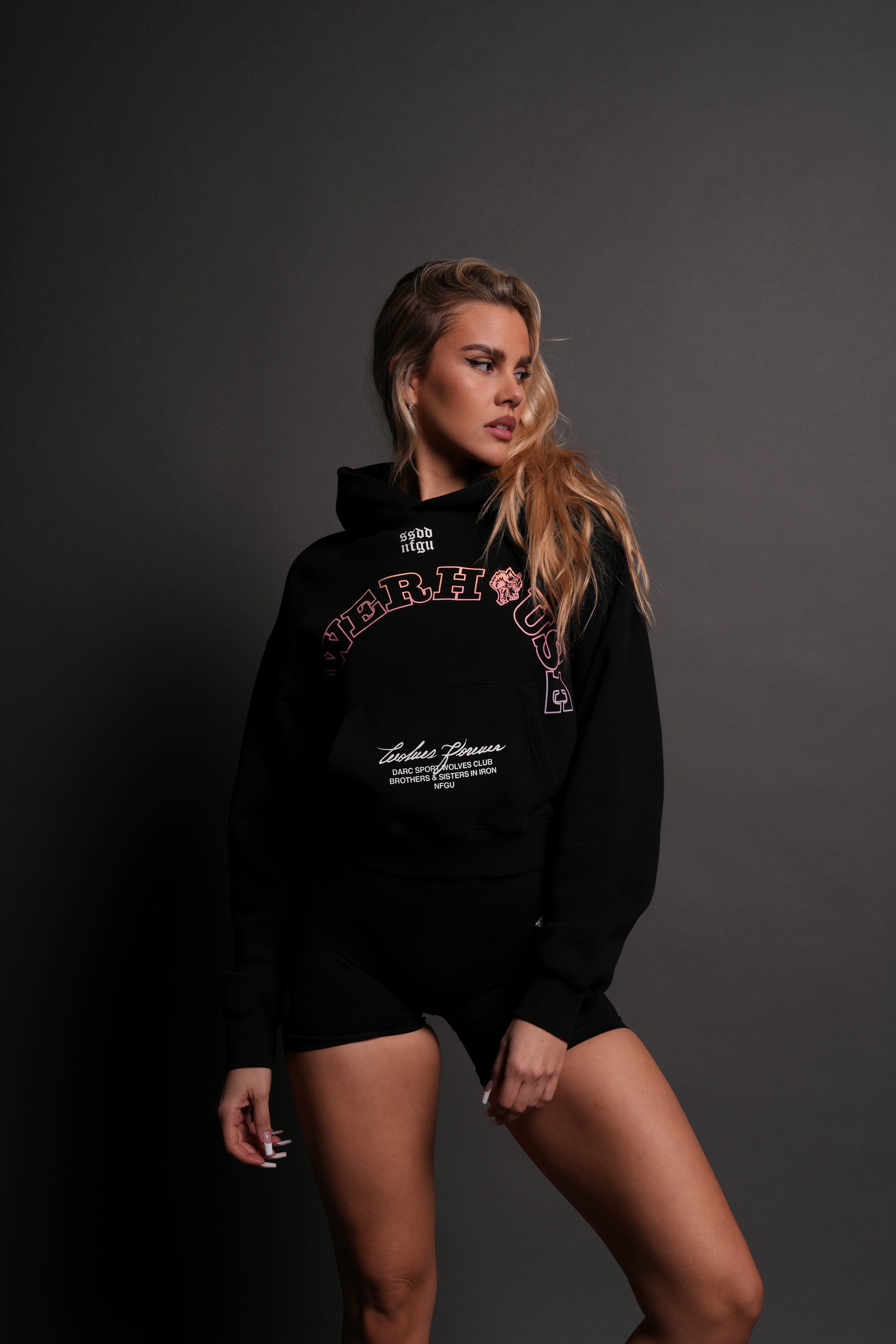 Powerhouse Wolves "Owen" (Cropped) Hoodie in Black