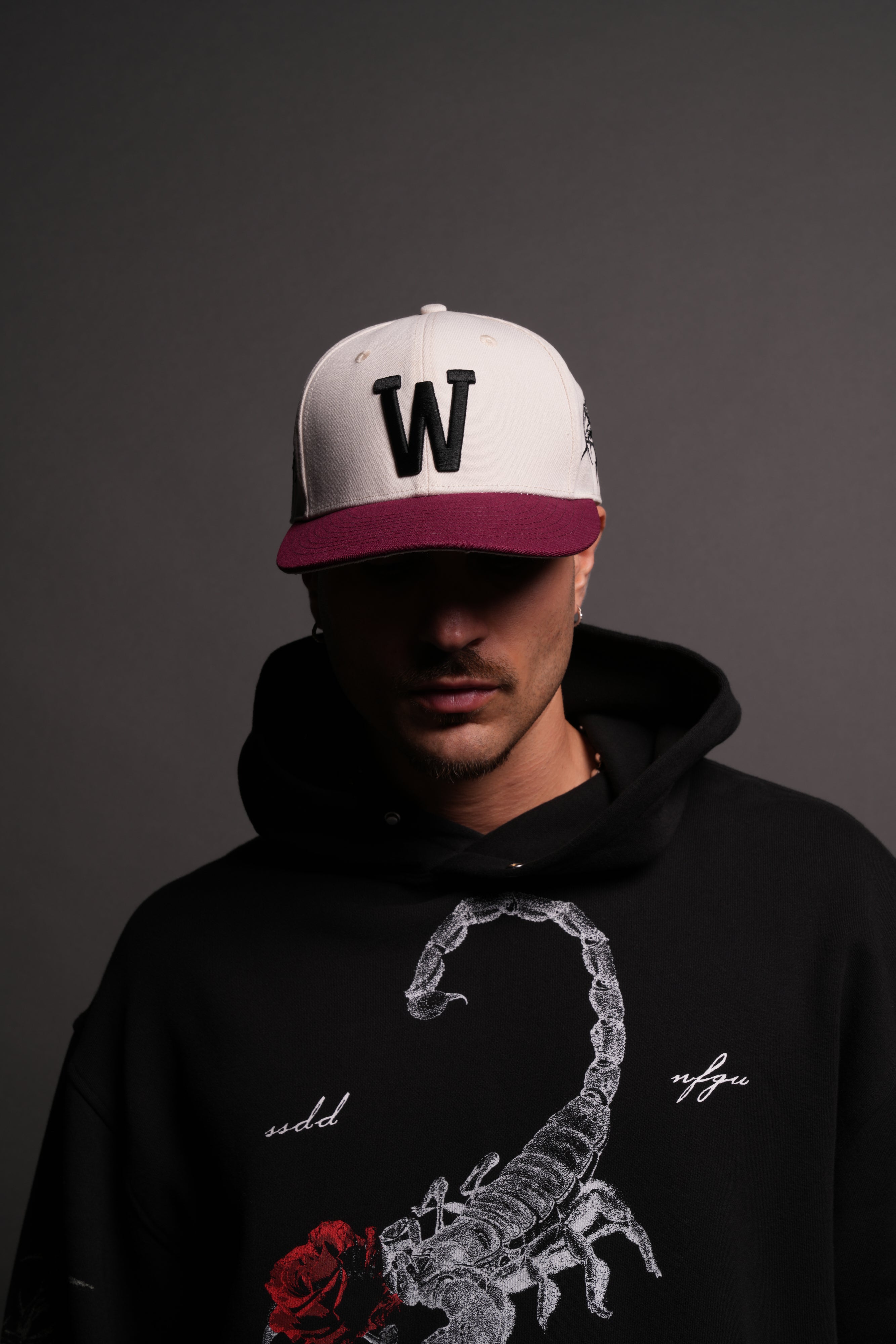 Thorns Fitted Cap in Cream/Oxblood