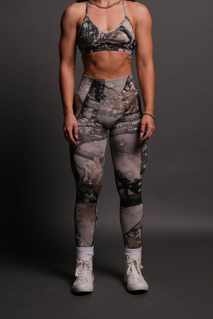 Big Wolf "Everson" Huxley Scrunch Leggings in Starry Blossom Woodland Camo