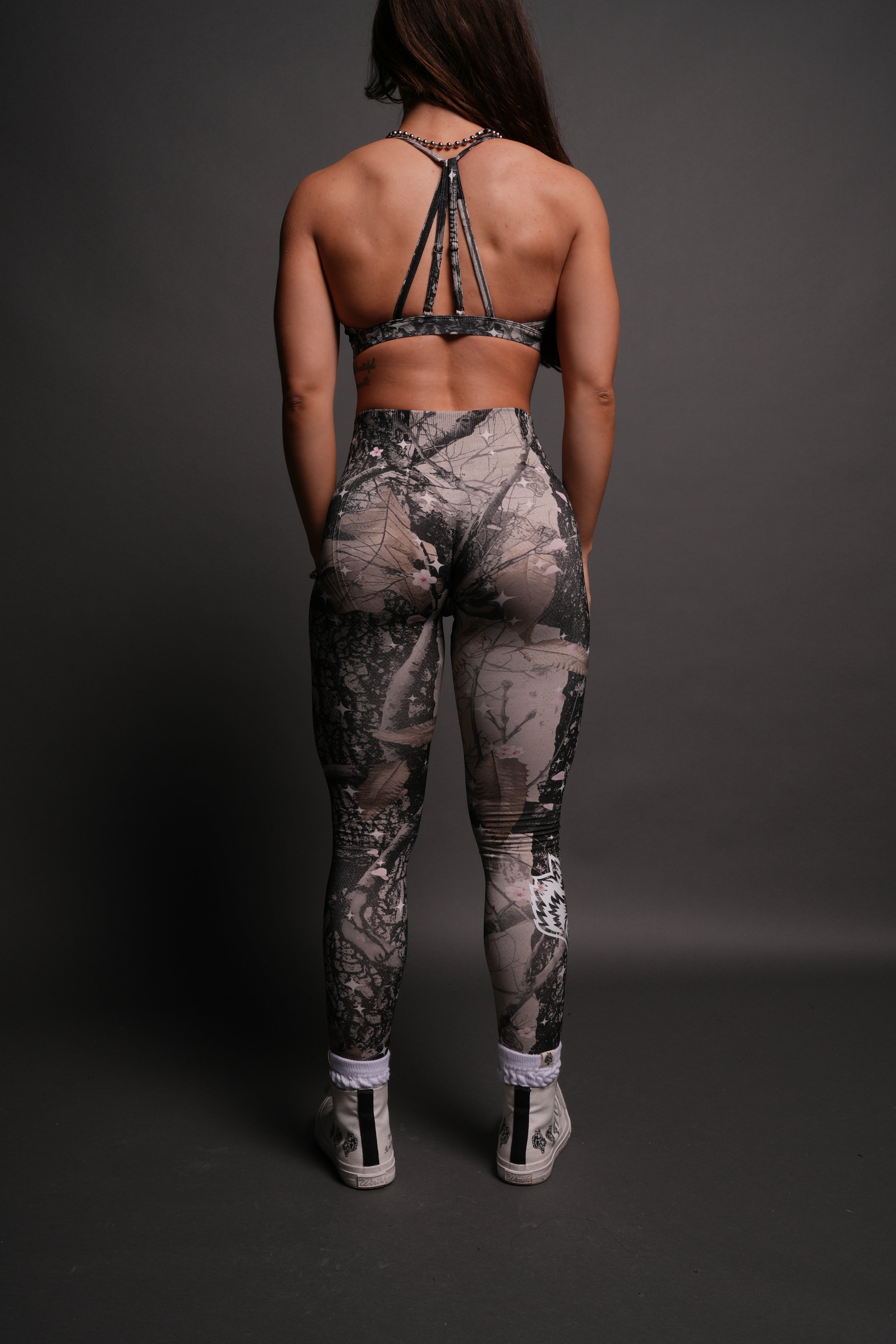Big Wolf "Everson" Huxley Scrunch Leggings in Starry Blossom Woodland Camo
