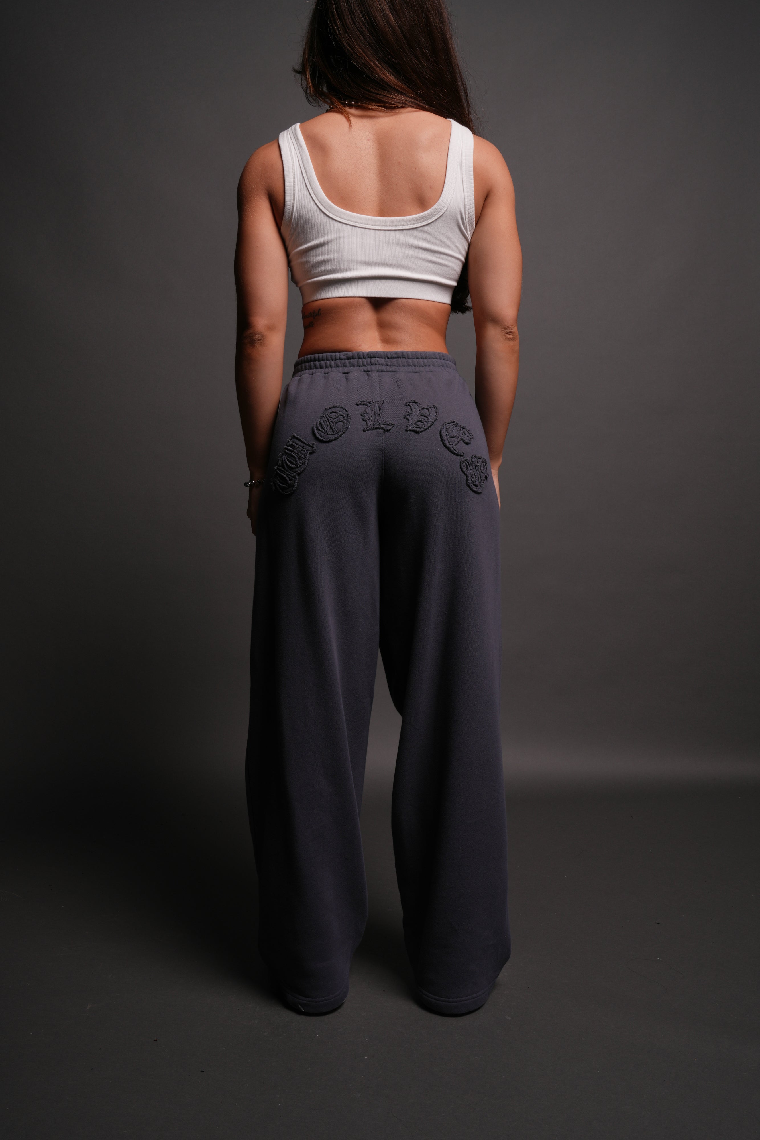 Chopper Appliqué "Yara" Pleated Sweat Pants V2 in Midnight Blue