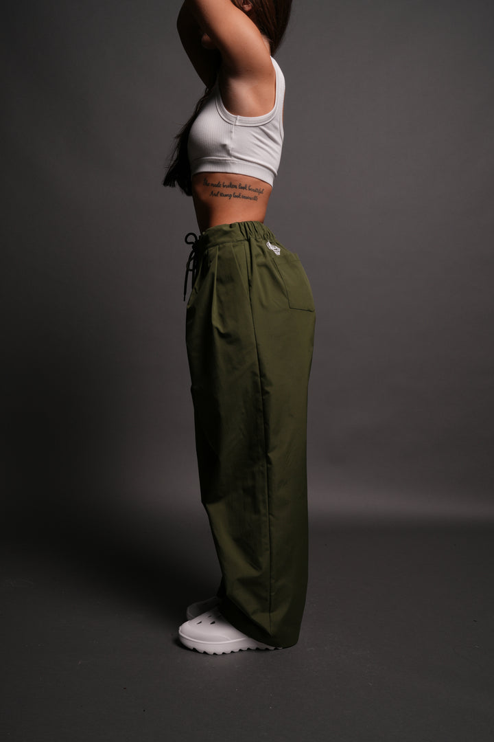 Loyalty Patch Hadi Pants in Pine Green