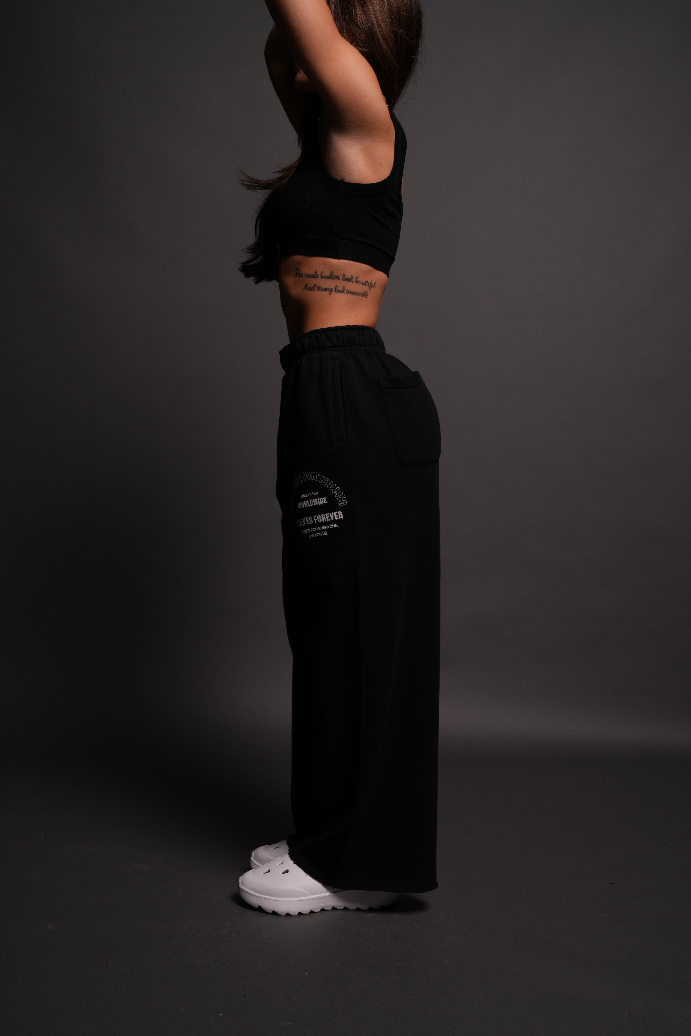 Iron Wolves Durst Sweats V2 in Black