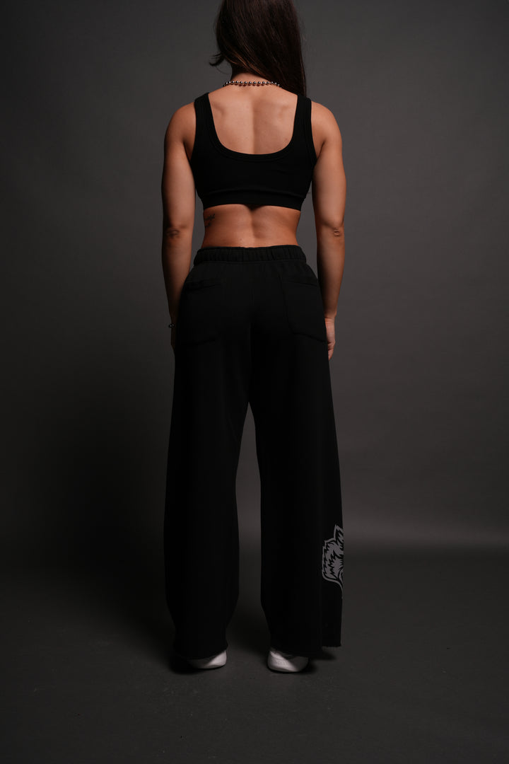 Iron Wolves Durst Sweats V2 in Black