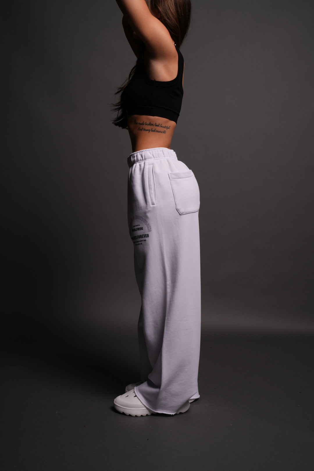 Iron Wolves Durst Sweats V2 in White