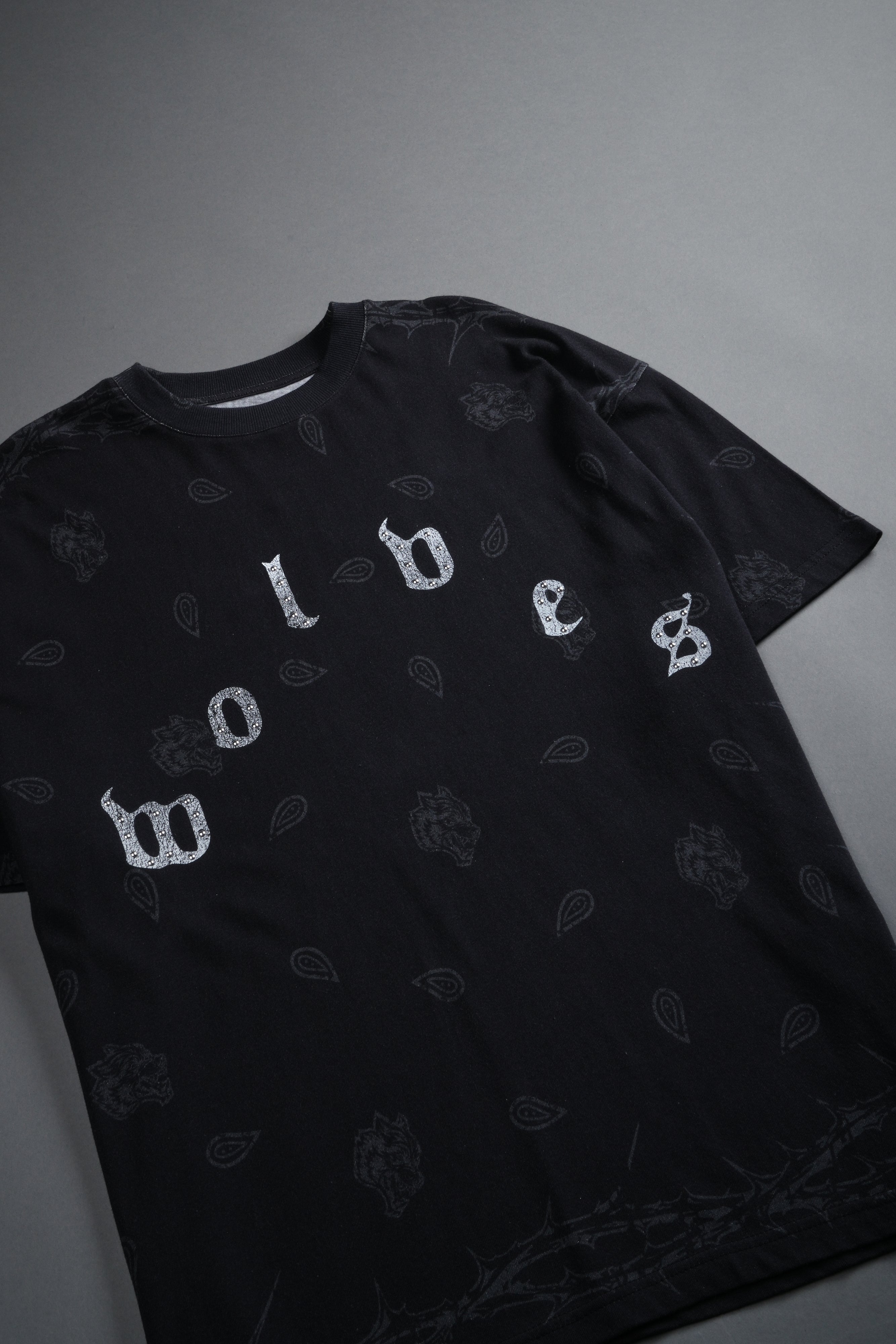Studded Wolves Pyramid Premium Oversized Tee in Black Thorn Paisley