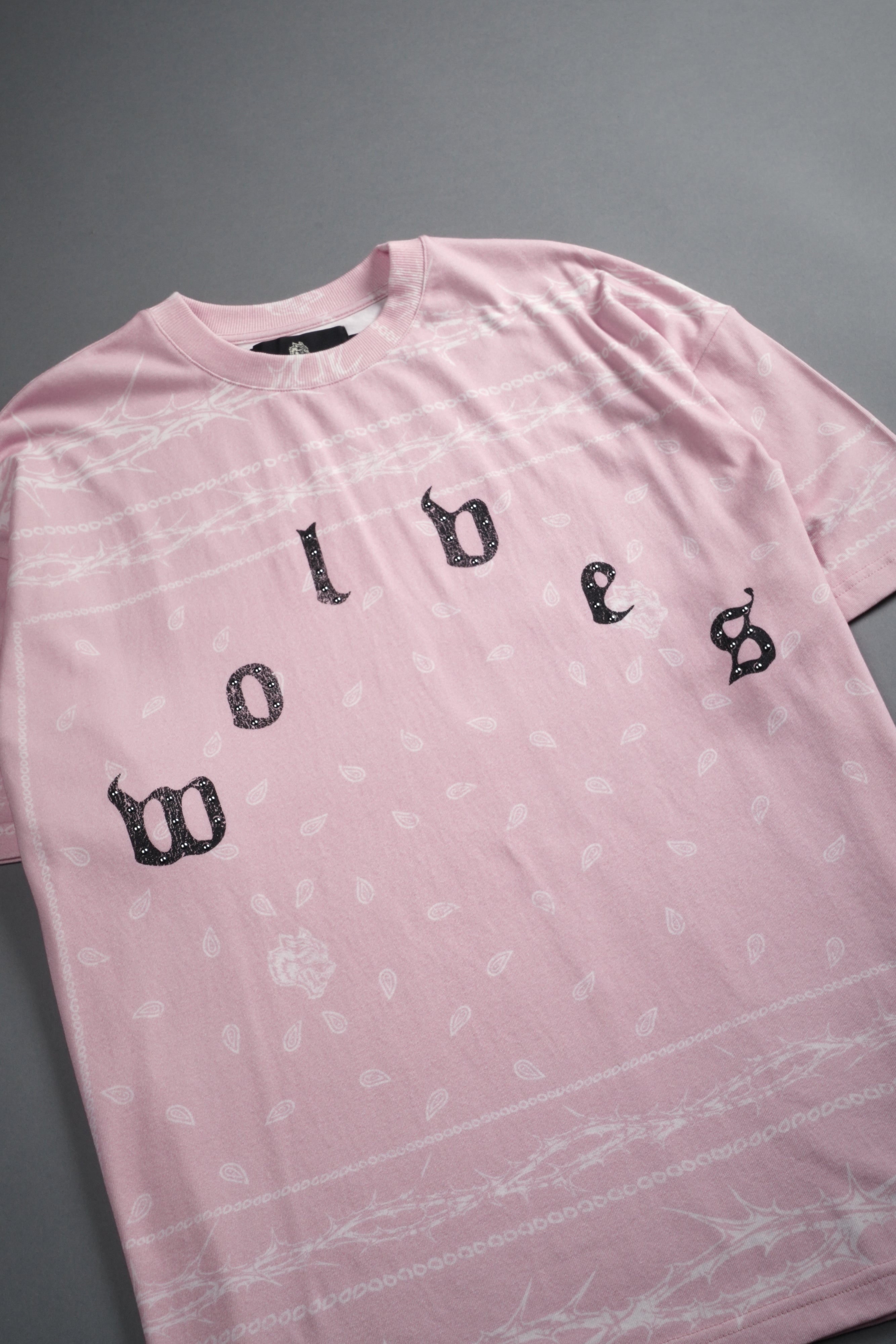 Studded Wolves Pyramid Premium Oversized Tee in Blush Pink Thorn Paisley