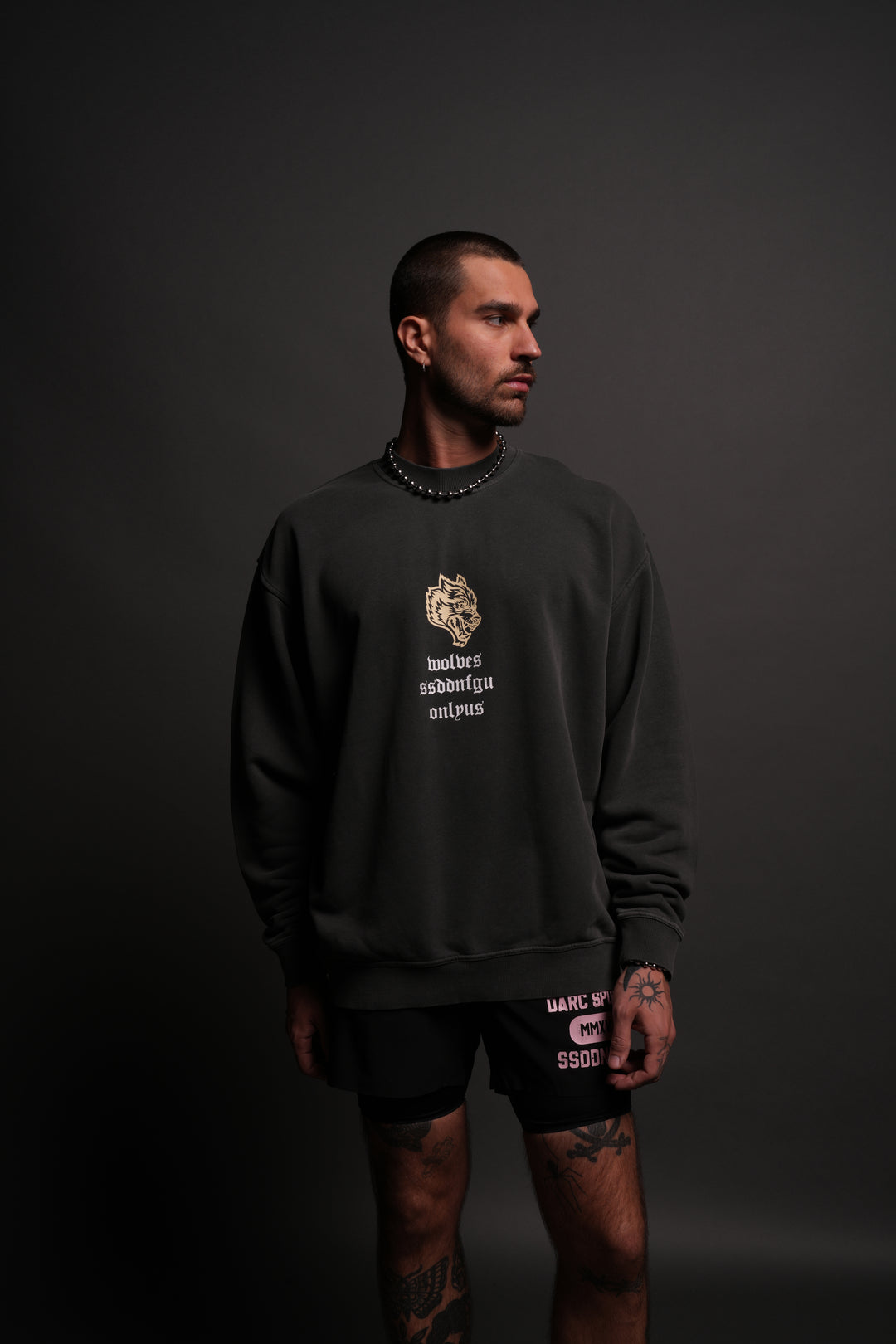 Desert Howl London Crewneck in Wolf Gray