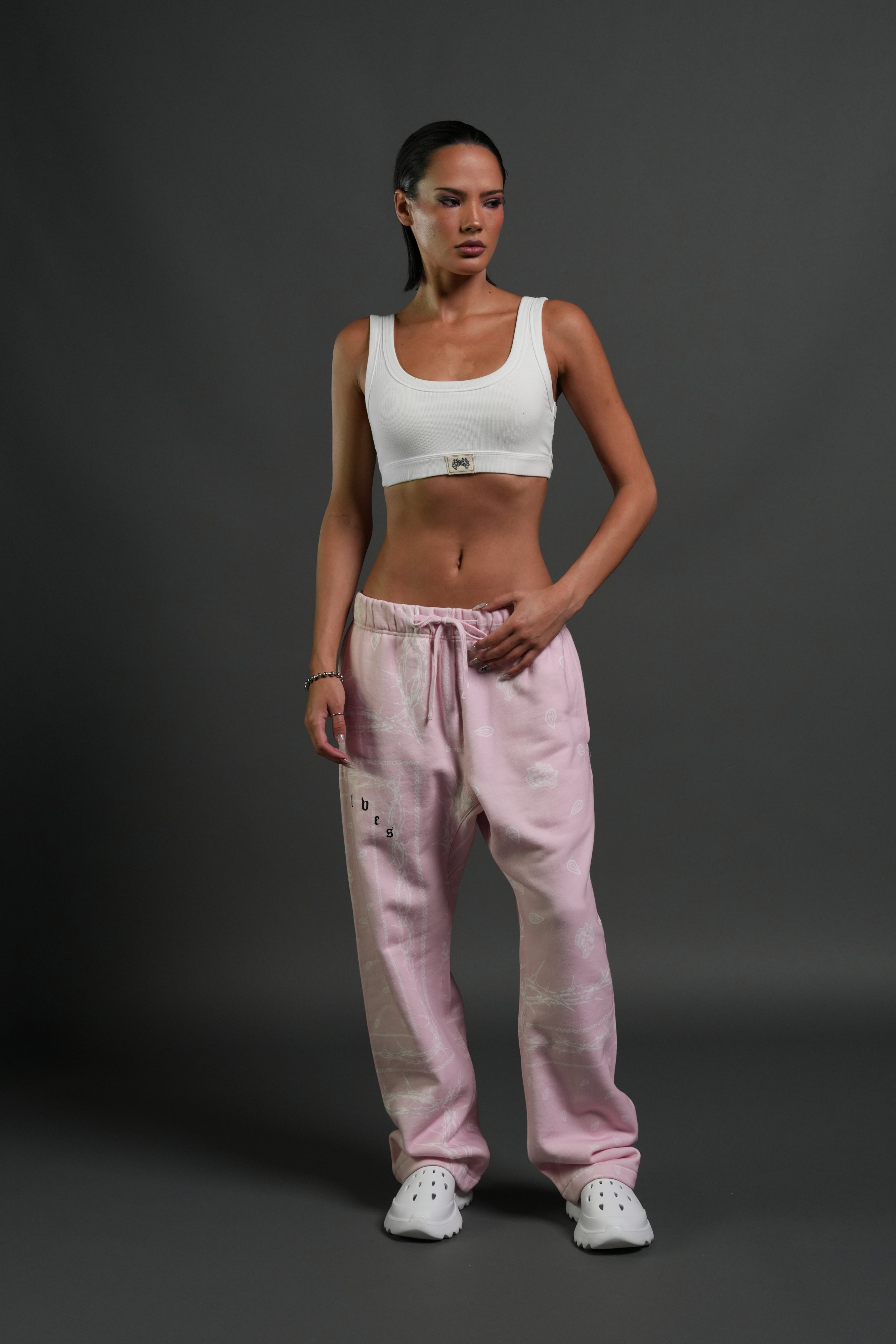 Wolves Pyramid Bigelow Sweat Pants in Blush Pink Thorn Paisley