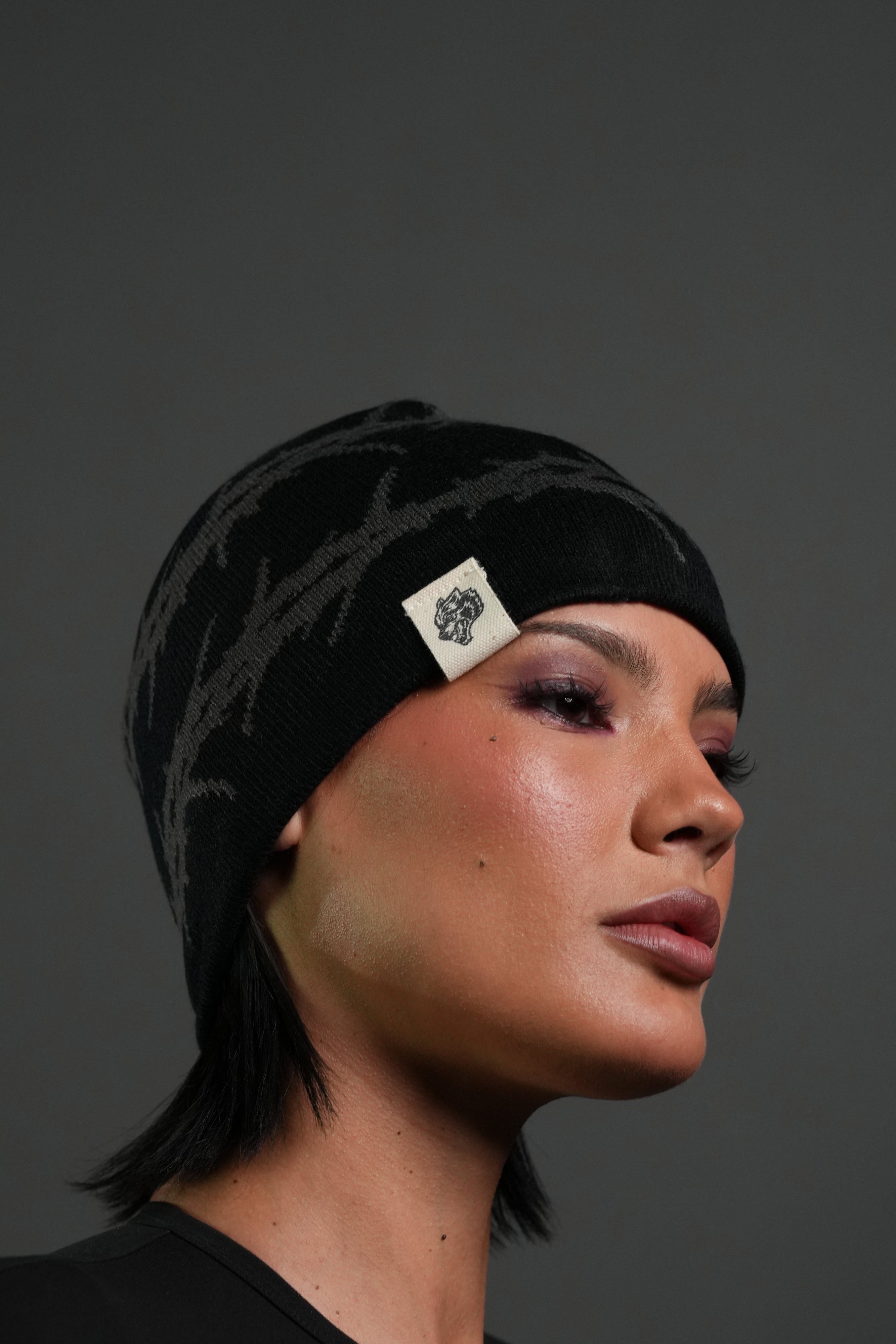 Thorns Cap Beanie in Black – DarcSport