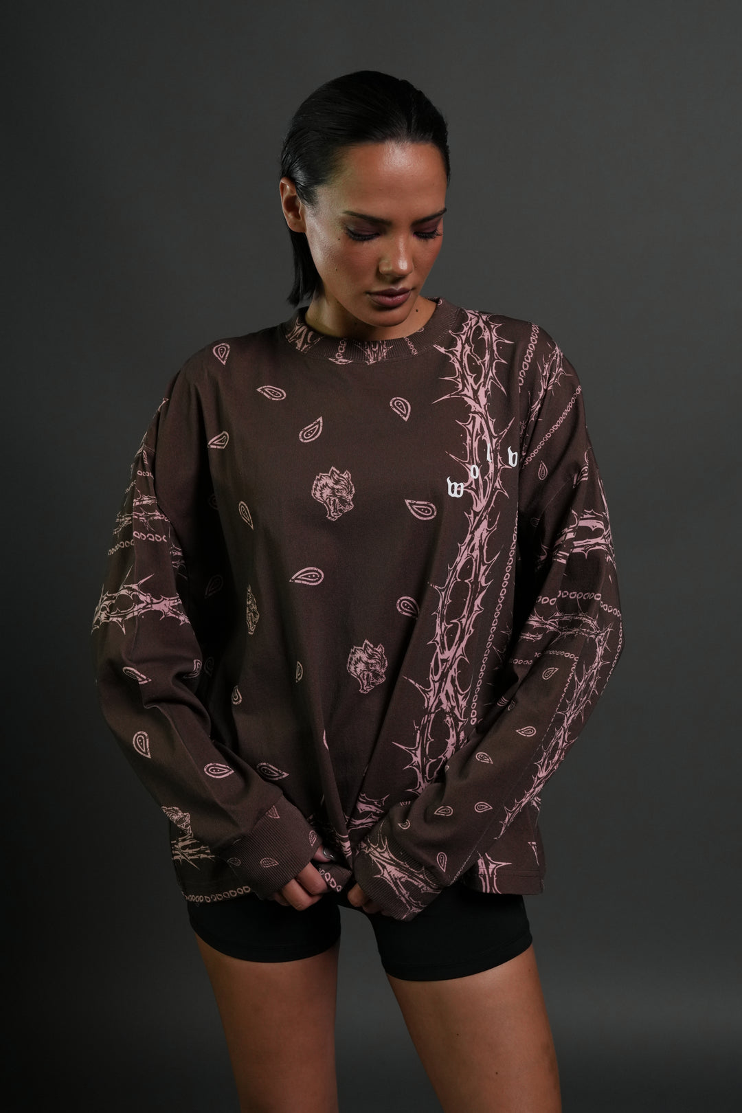 Wolves Pyramid Grunge "Box Cut" L/S Tee in Desert Dust Thorn Paisley