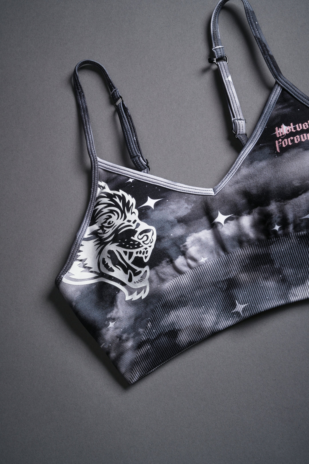 Darcletter "Everson Seamless" Sports Bra in Desert Night Sky