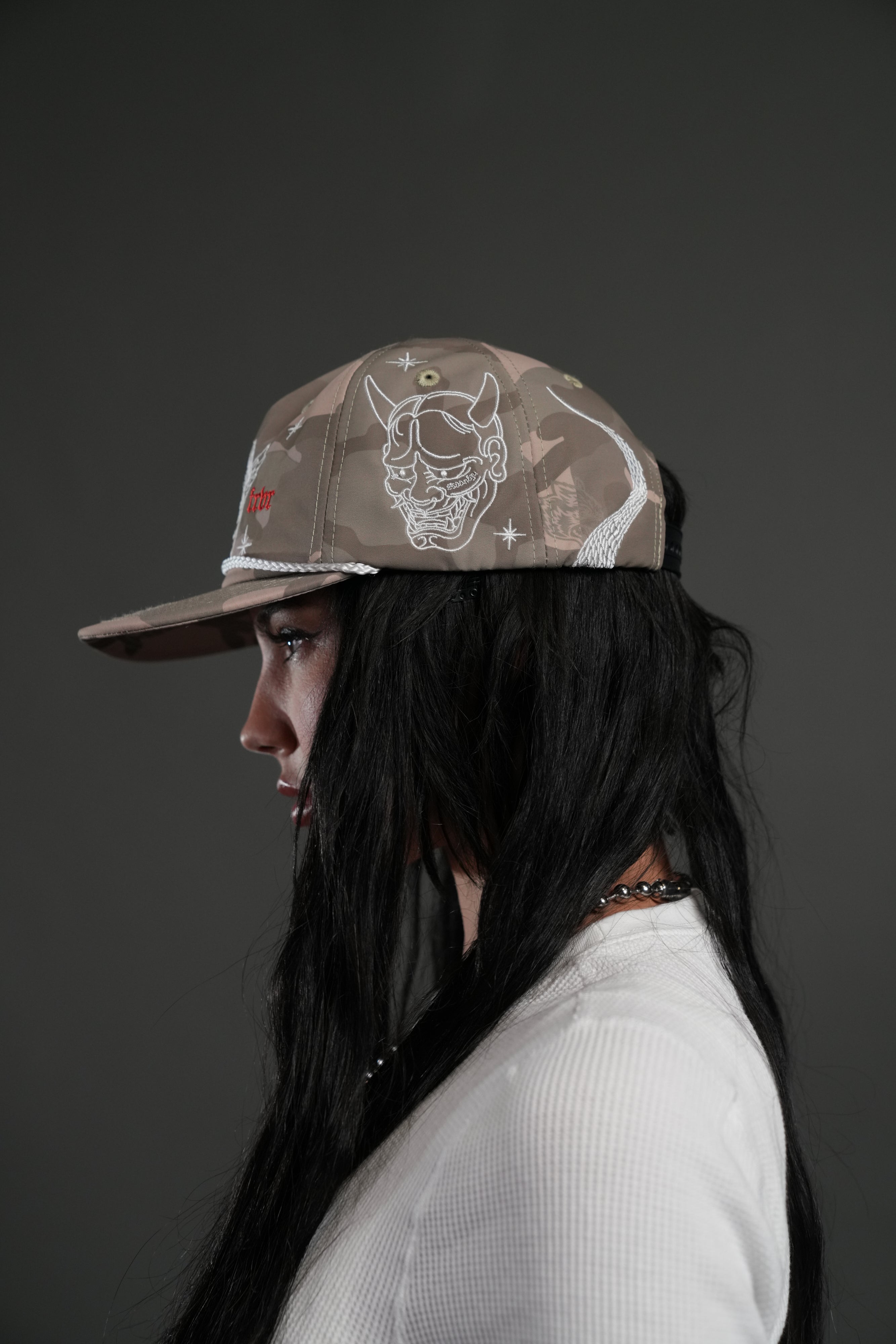 Oni Wolves Paradise Hat in Lush Vintage Woodland Camo
