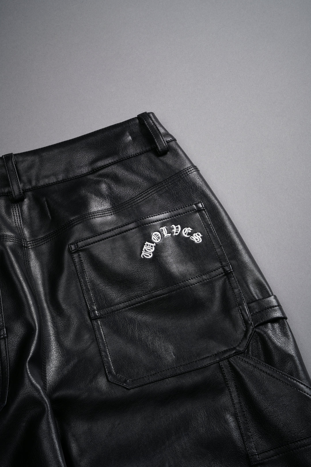 Chopper Wolf Leather Lira She Carpenter Pants in Black