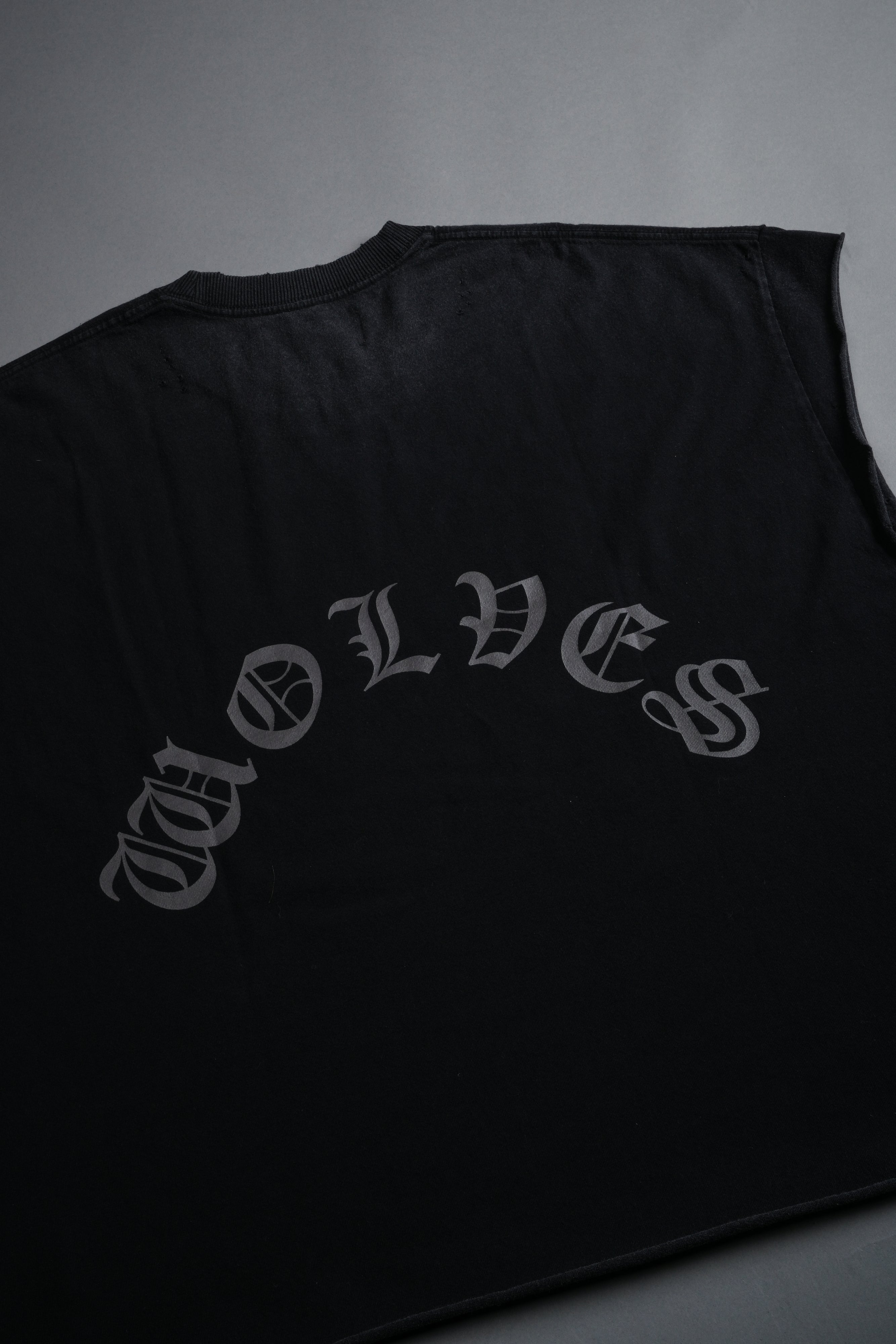 DSVD Legacy Distressed Grunge Cut-Off Mid-Length Raw Hem Tee in Black