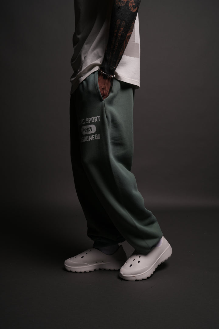 Wolves Forever Lightweight Lounger Sweat Pants in Hunter Green Driftwash