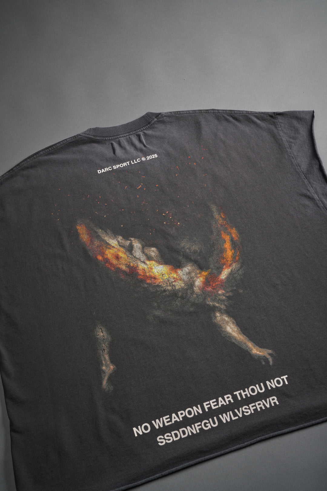 Casted Out Grunge Cut-Off Tee in Wolf Gray