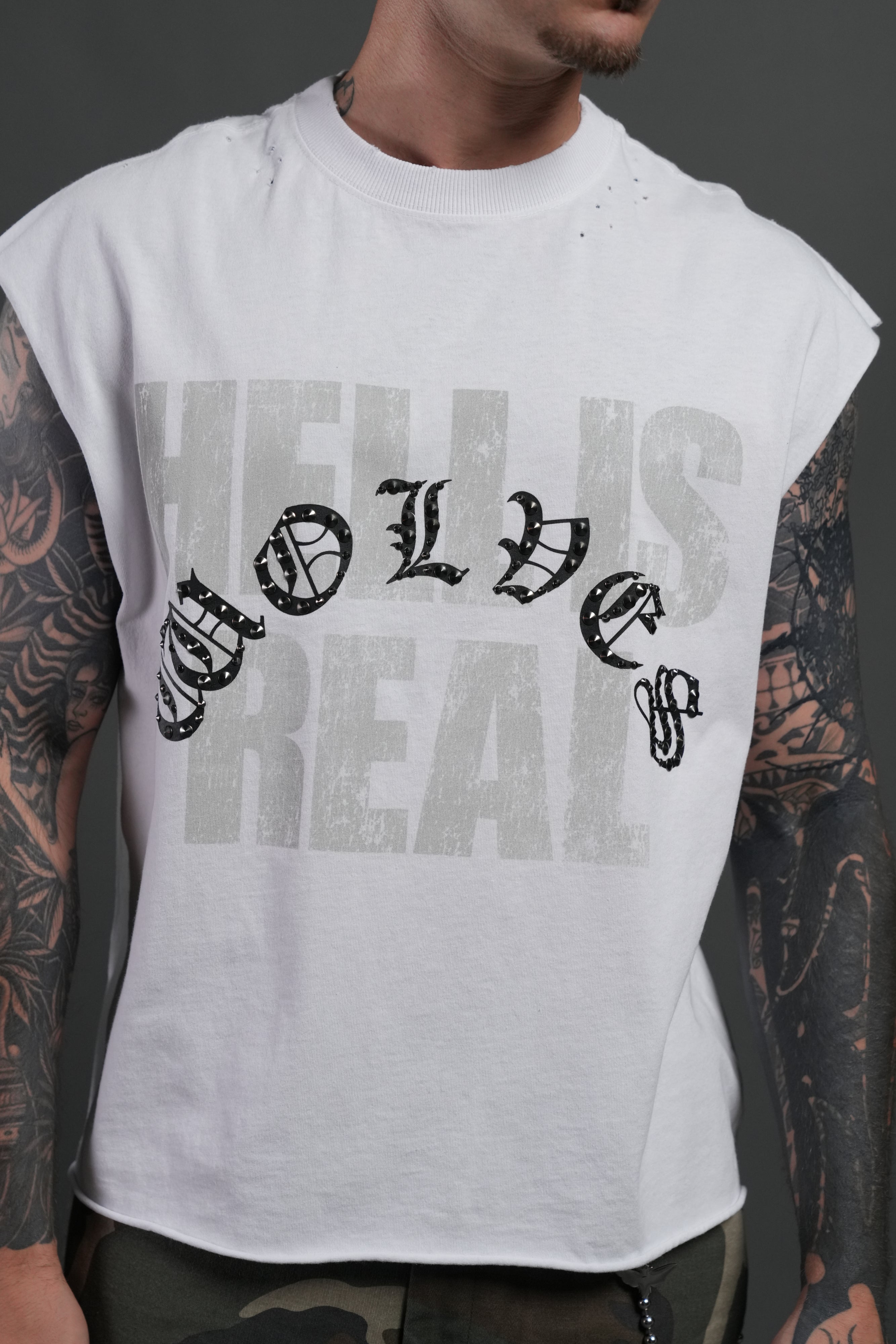 Hell is Real Distressed Grunge Mid-Length Raw Hem Muscle Tee in White