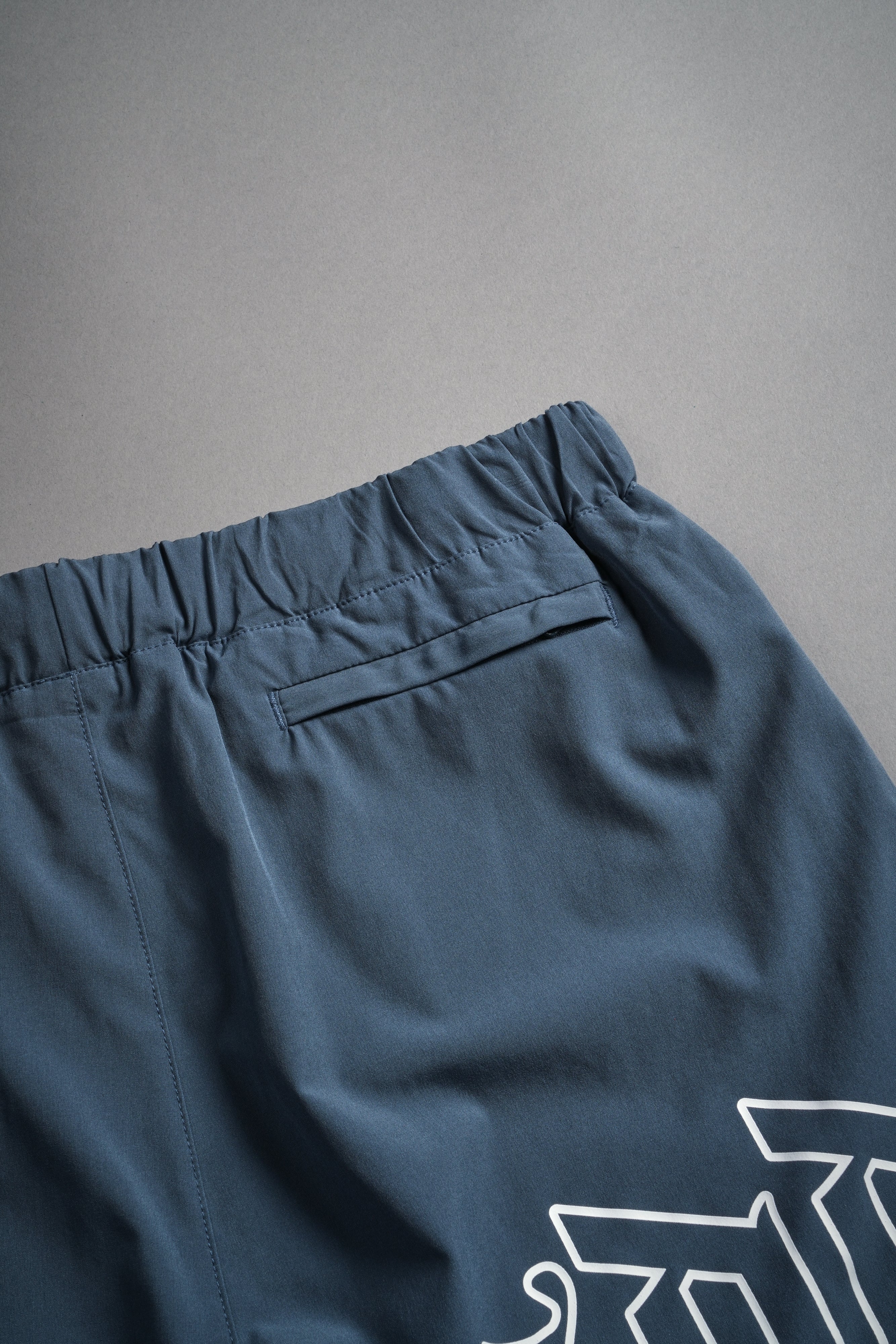 NFGU WLVS Compression Shorts in Darc Blue