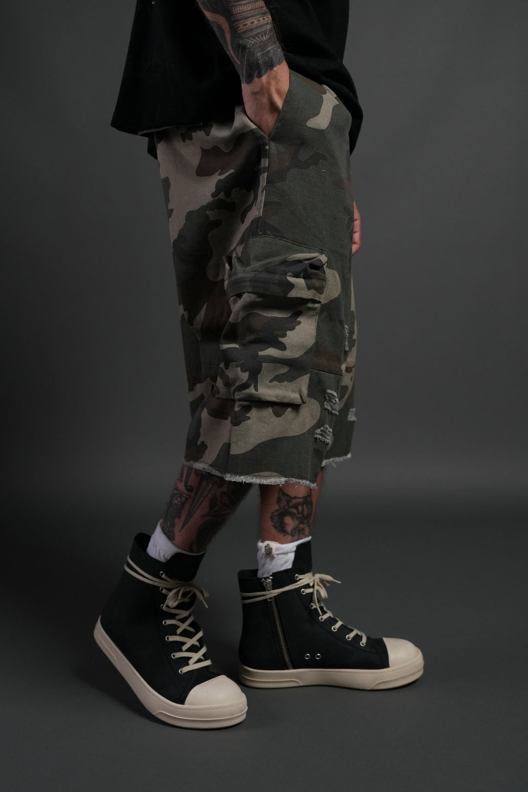 Wolves Chopper Duke Cargo Shorts in Creekwood Camo