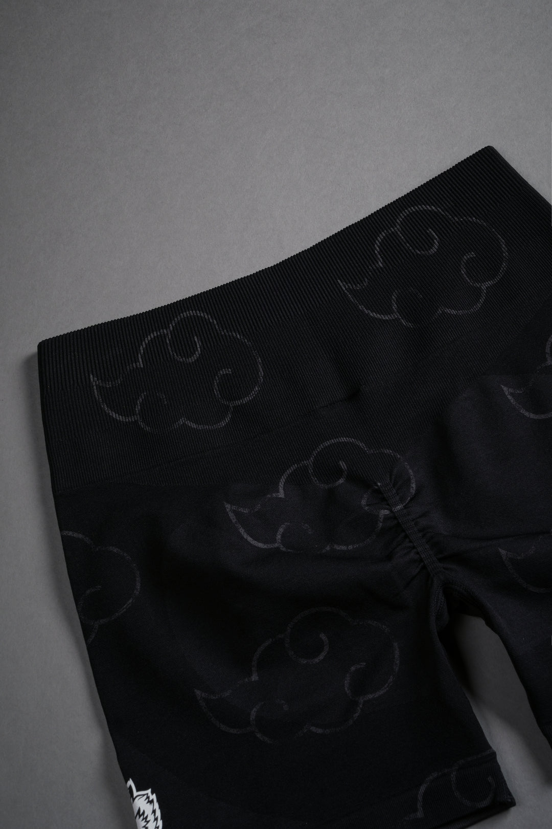 Wolf Cloud Everson Seamless "Training" Shorts in Black