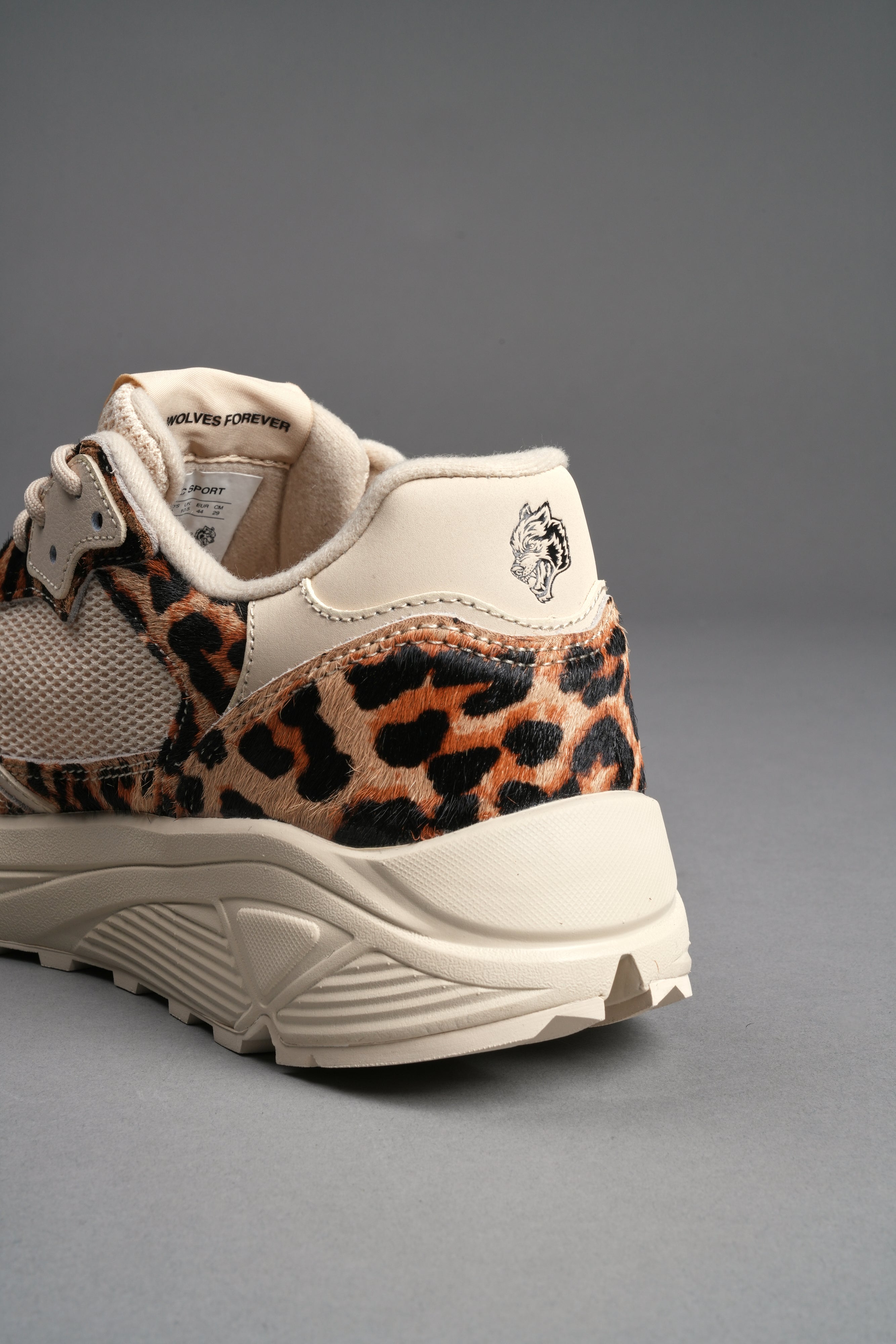 Run-1 Shoes in Clay Leopard/Cream – DarcSport