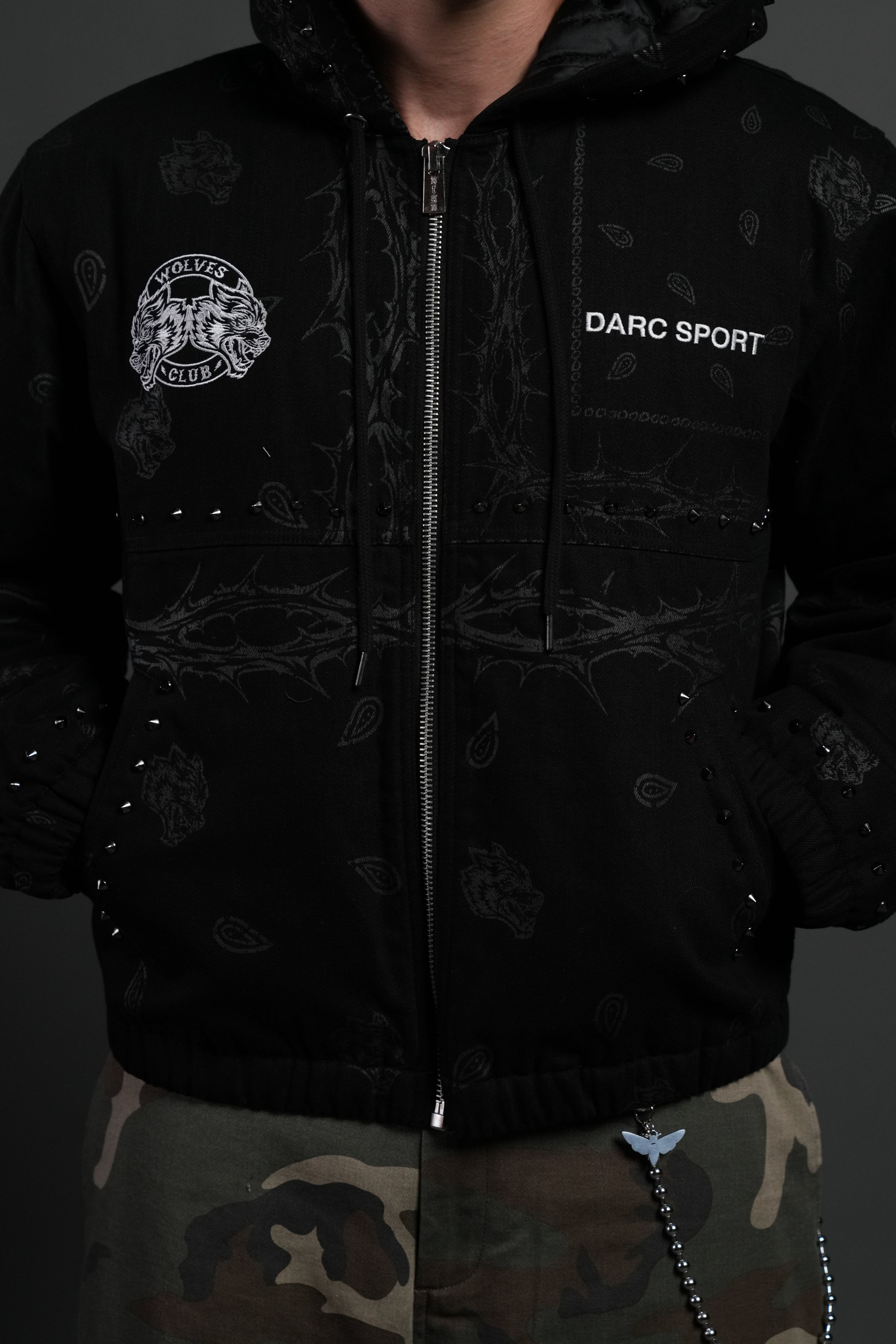 Darc Sport Wolves Club Calaway Jacket in Black Thorn Paisley