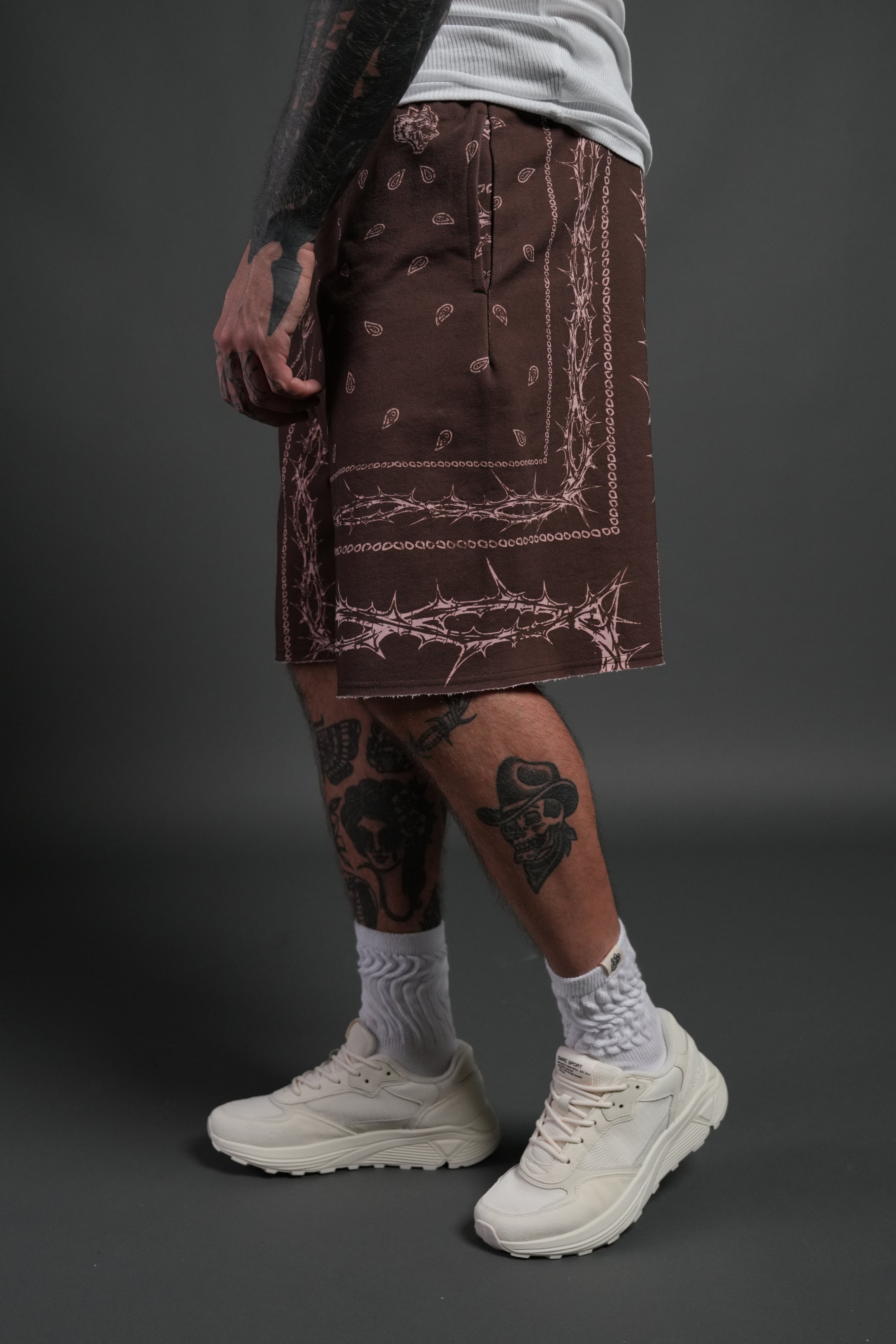 Wolves Pyramid Grunge Oversized Raw Hem Post Lounge Sweat Shorts in Desert Dust Thorn Paisley