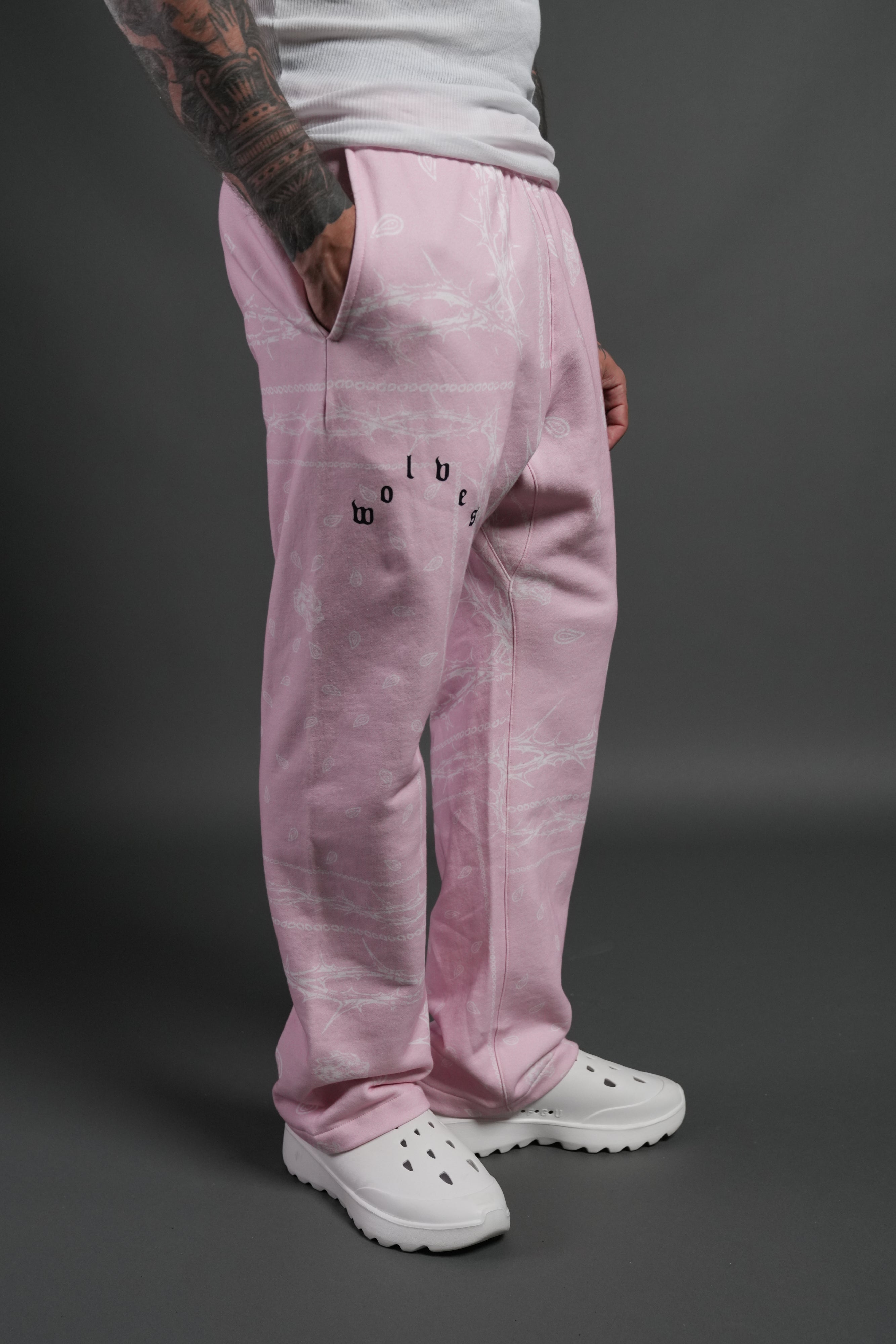Wolves Pyramid Bigelow Sweat Pants in Blush Pink Thorn Paisley