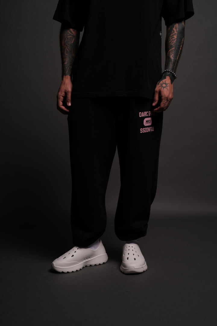 Wolves Forever Lightweight Lounger Sweat Pants in Black