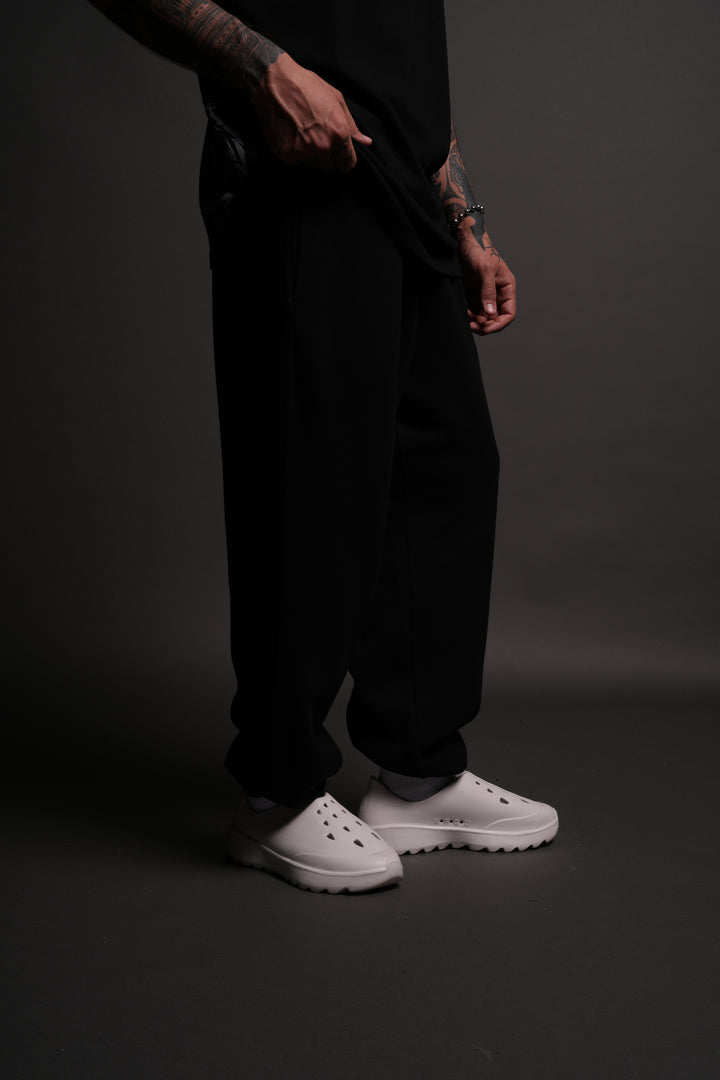 Wolves Forever Lightweight Lounger Sweat Pants in Black