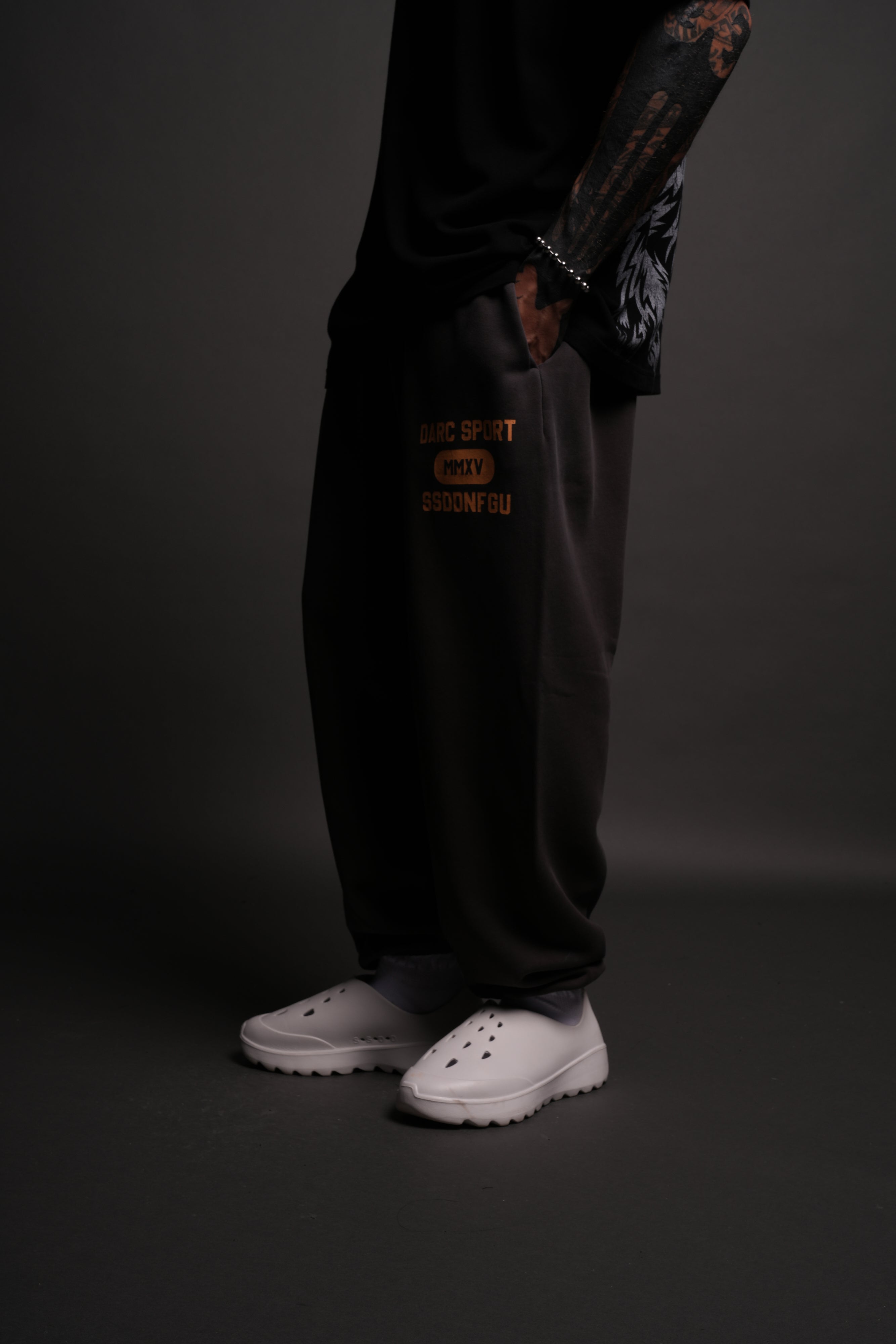 Wolves Forever Lightweight Lounger Sweat Pants in Wolf Gray Driftwash
