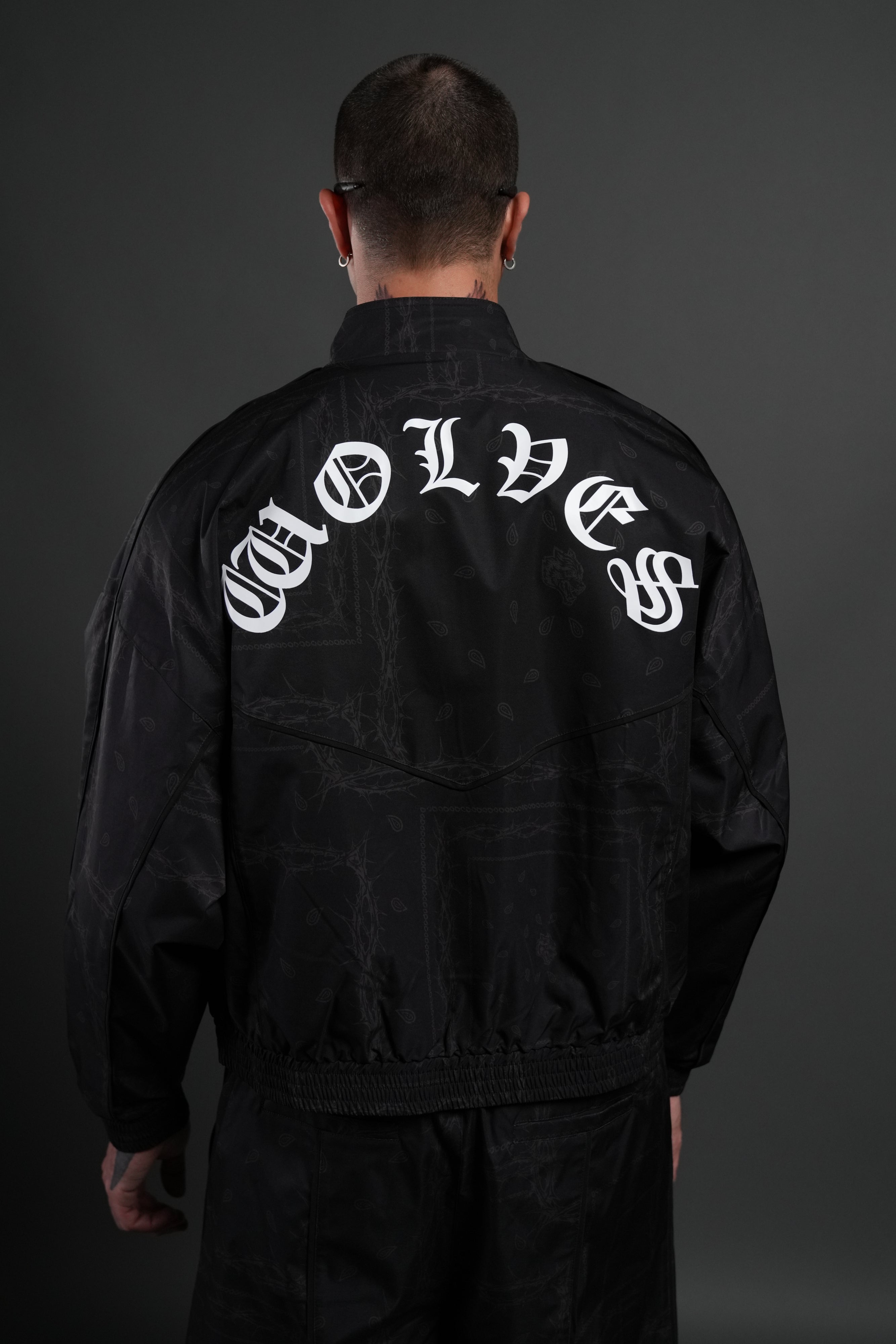 Thorned Paisley Quinn Track Jacket in Black Thorn Paisley – DarcSport