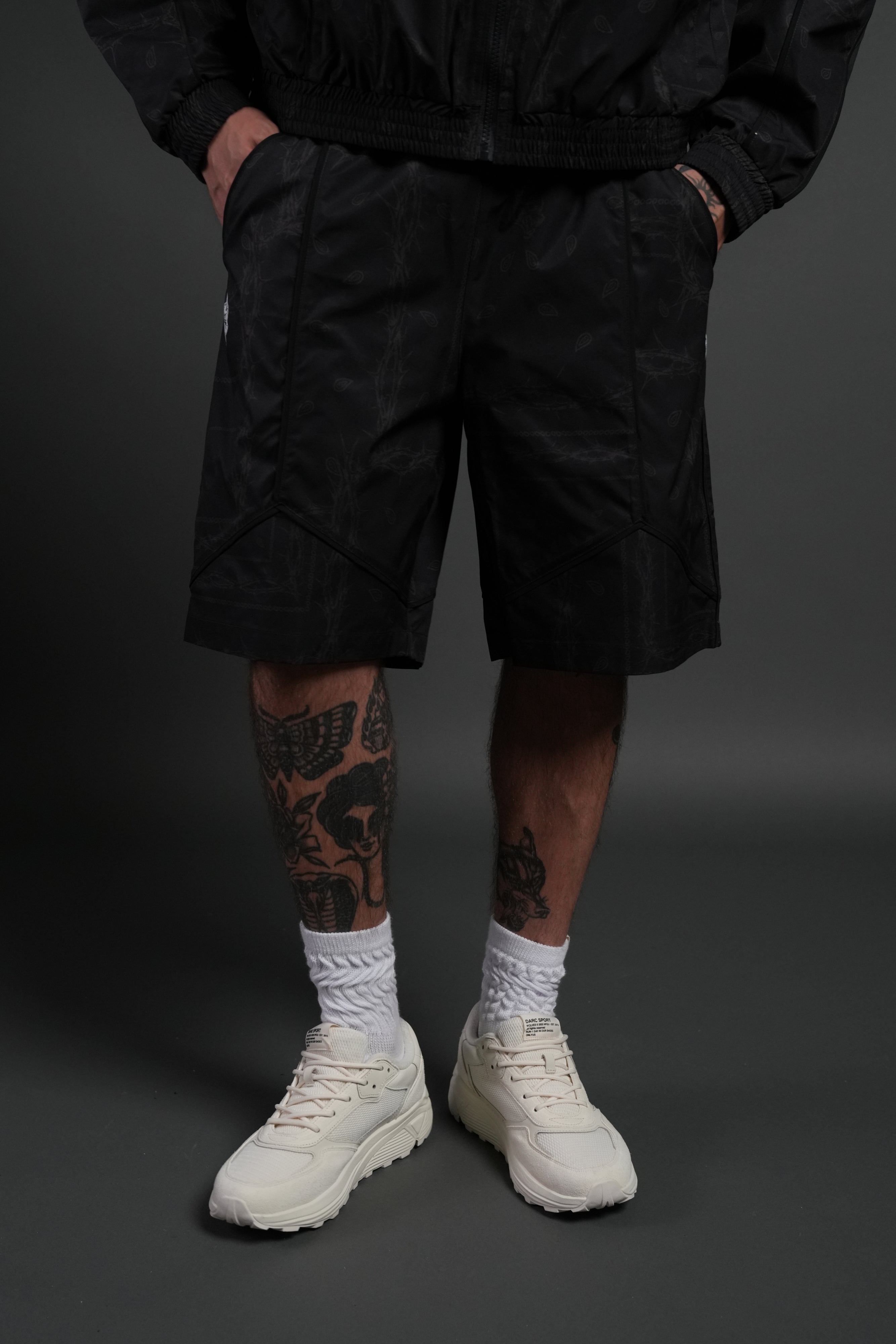 Dual Mens Quinn Track Shorts in Black Thorn Paisley