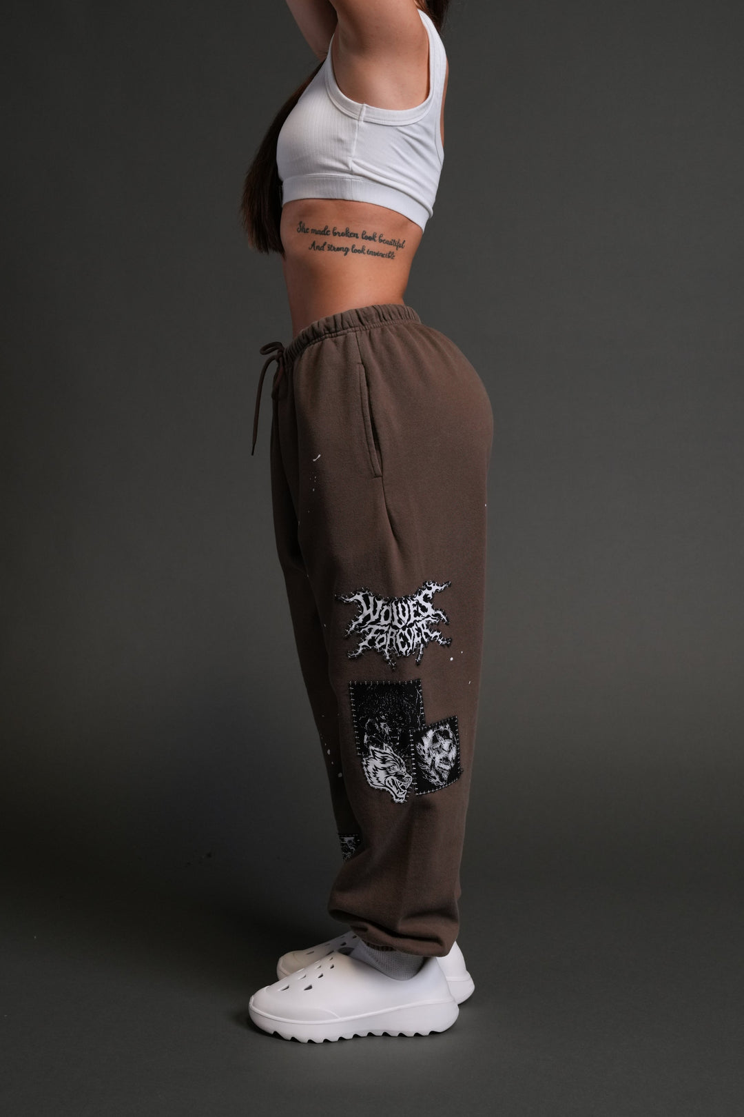 Stitched In Unisex Lounger Sweat Pants in Desert Dust Vandal Wash
