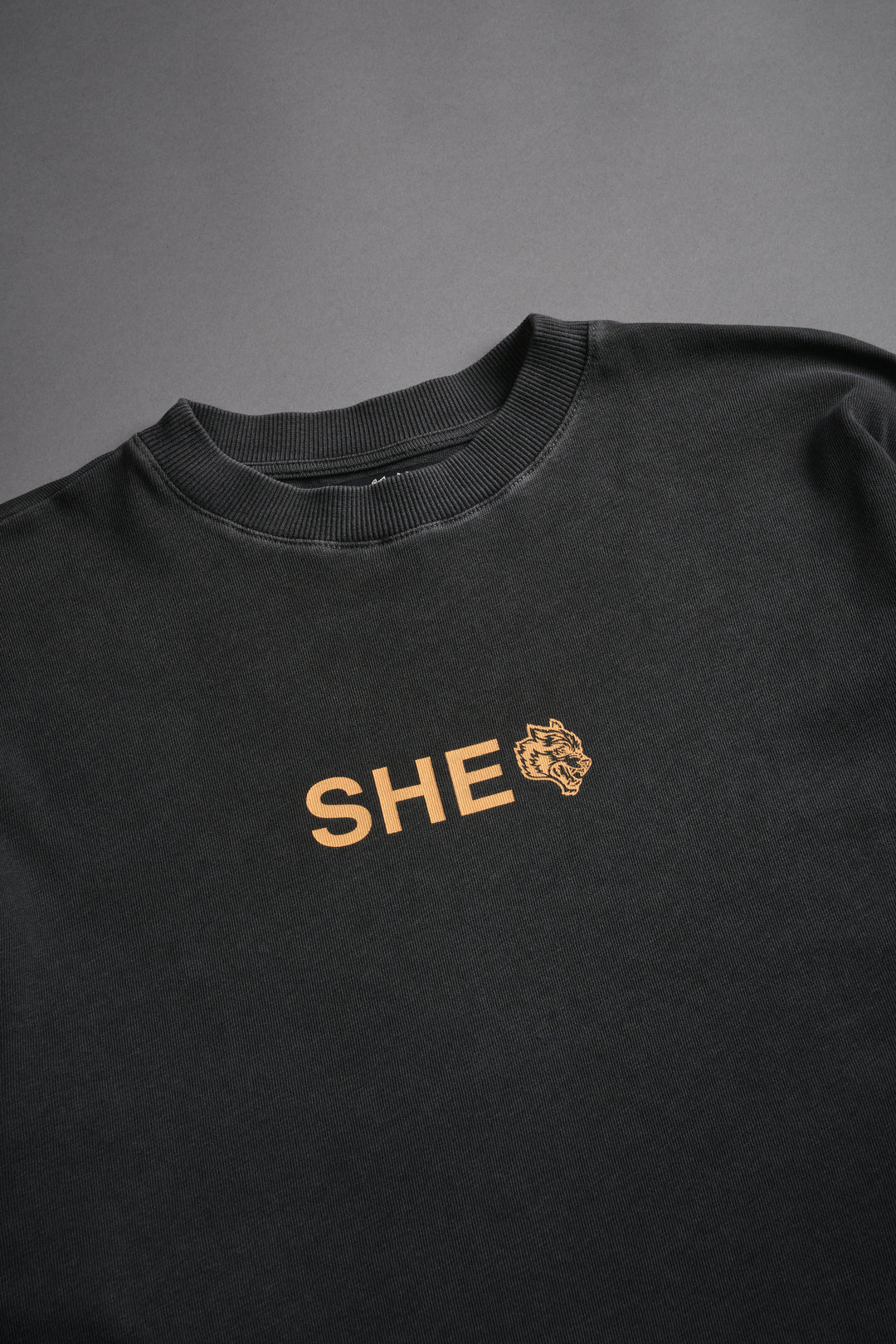 Wolf Head "Pump Cover" Tee in Wolf Gray