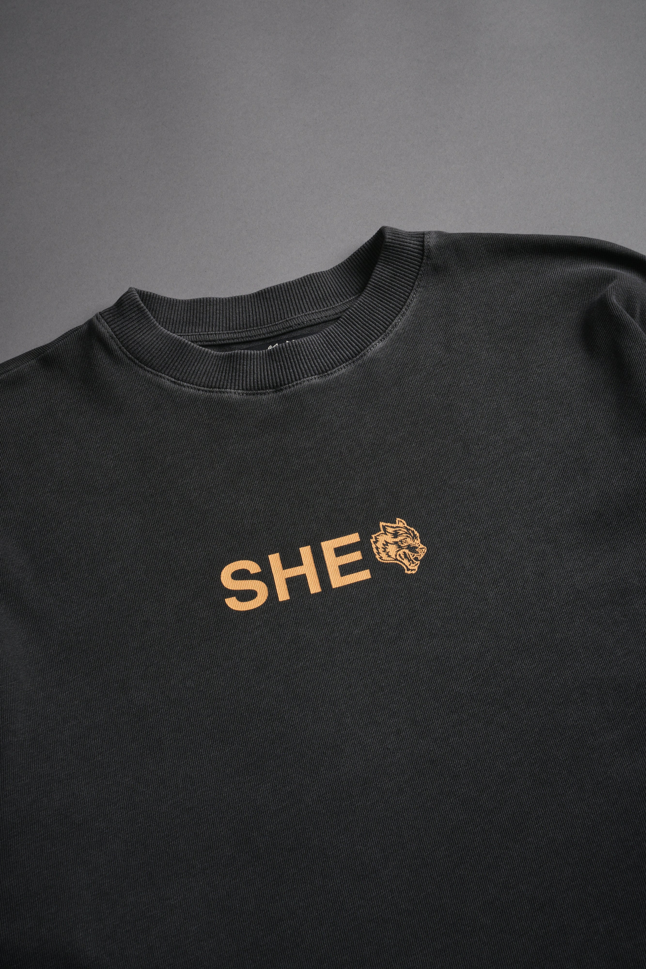 Wolf Head "Pump Cover" Tee in Wolf Gray