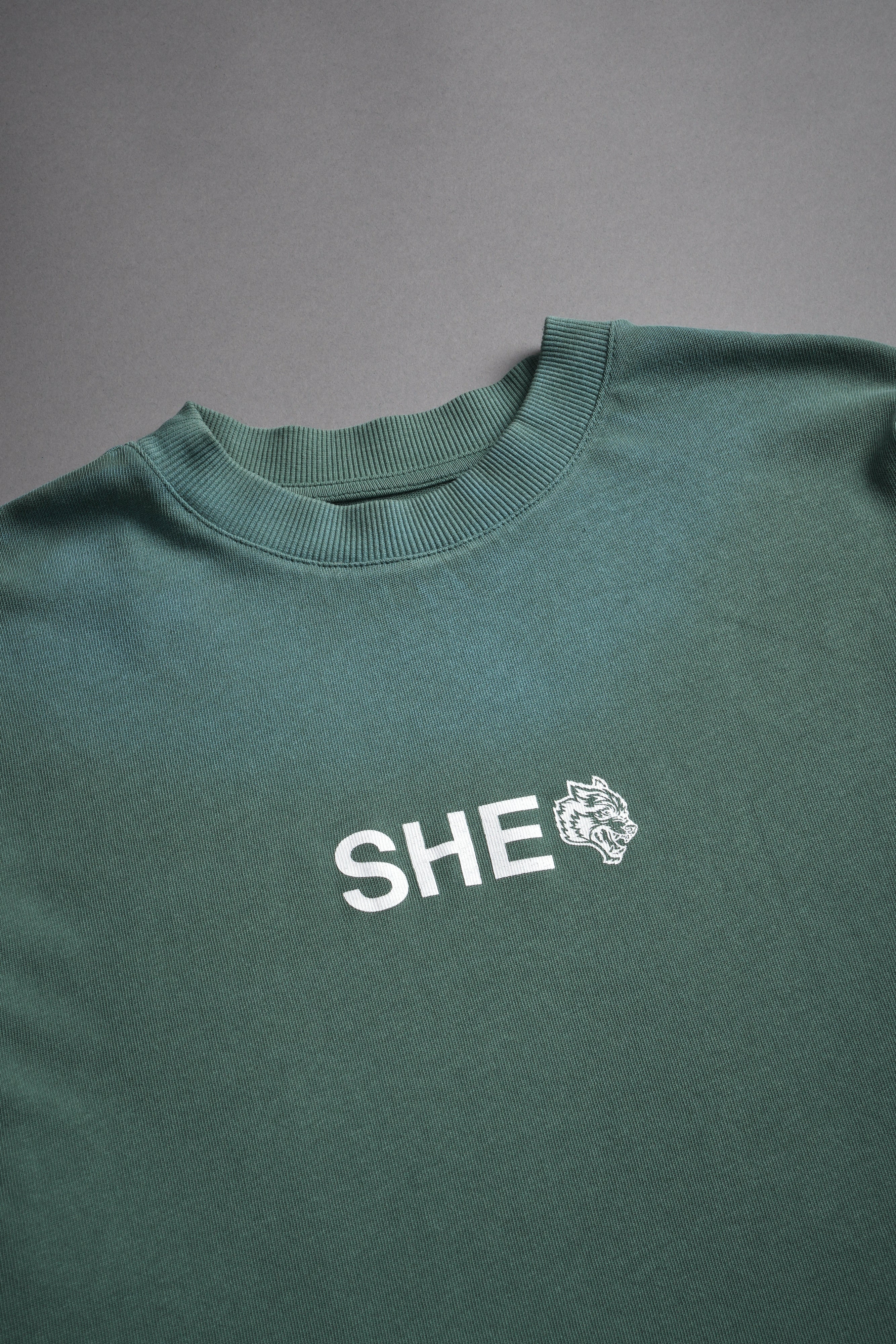Wolf Head "Pump Cover" Tee in Hunter Green Driftwash